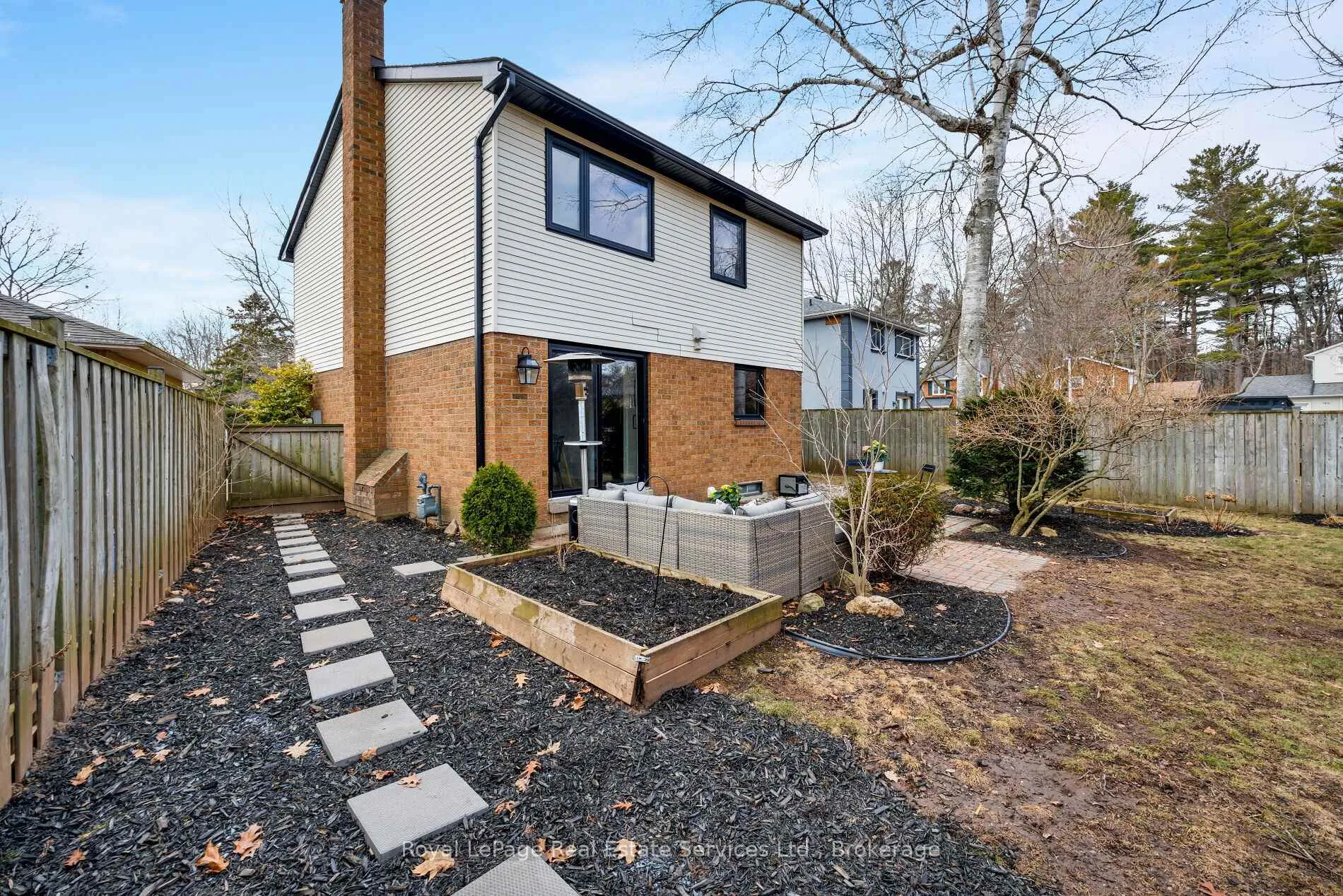 Photo 39 of 181 Chalmers Street, Oakville, Bronte — HOMEH