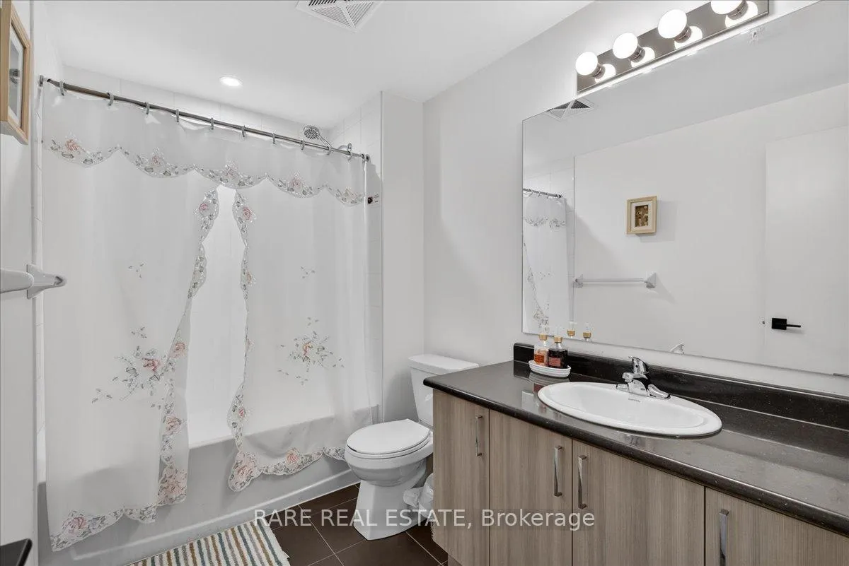 Photo 9 of Unit 411, 5 Chef Lane, Barrie, Rural Barrie Southeast — HOMEH