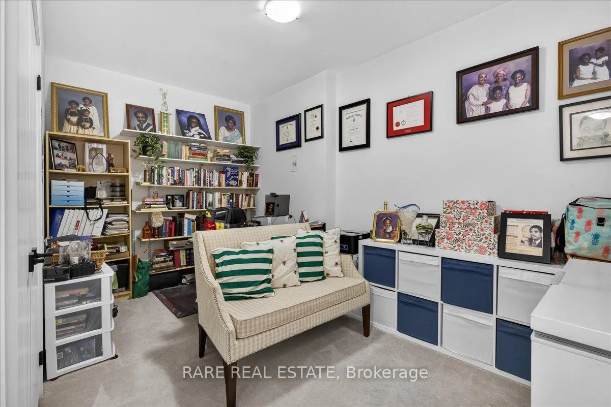 Photo 12 of Unit 411, 5 Chef Lane, Barrie, Rural Barrie Southeast — HOMEH