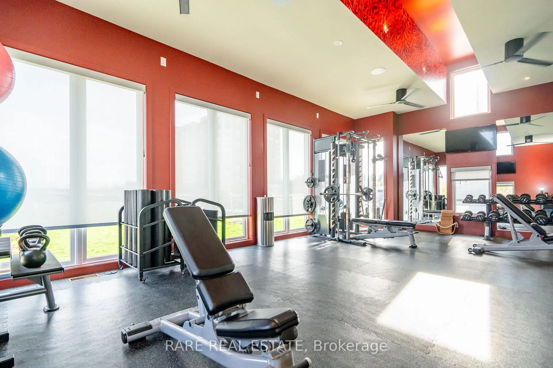 Photo 21 of Unit 411, 5 Chef Lane, Barrie, Rural Barrie Southeast — HOMEH