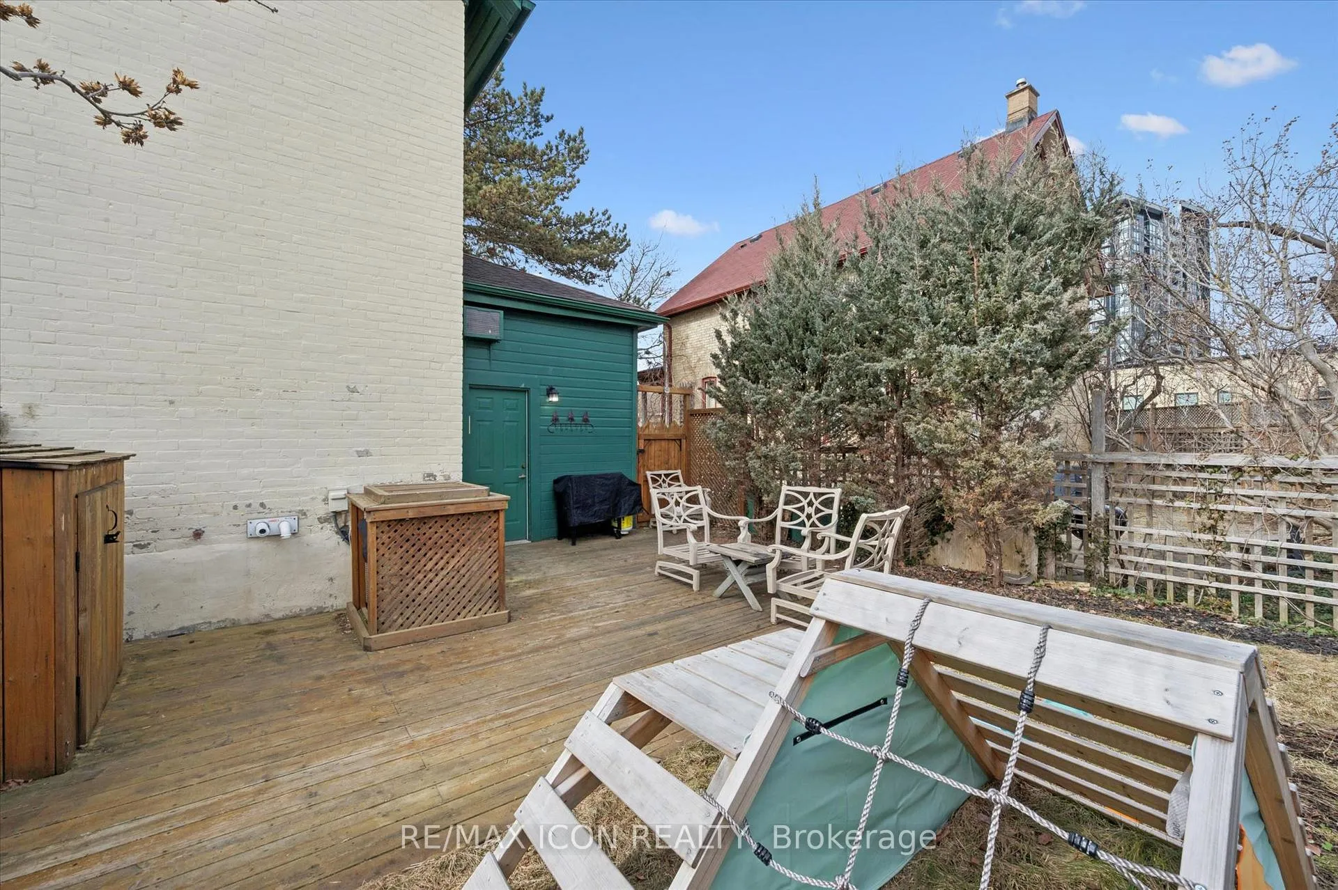 Photo 33 of 20 Linden Avenue, Kitchener — HOMEH