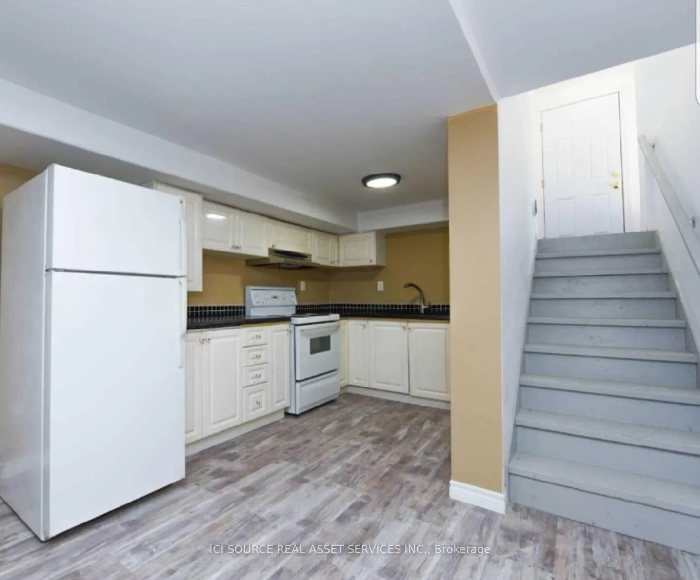 Photo 4 of 20 Plover Place, Brampton, Fletcher's Creek South — HOMEH