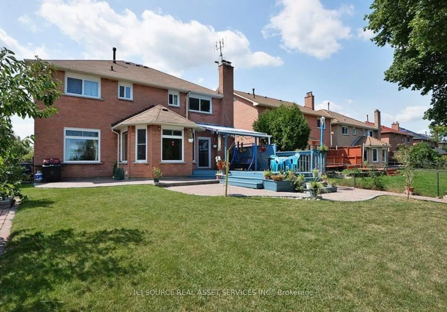 Photo 6 of 20 Plover Place, Brampton, Fletcher's Creek South — HOMEH