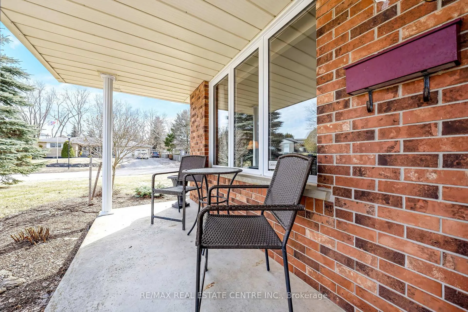 Photo 6 of 9 Cloverdale Crescent, Wilmot — HOMEH