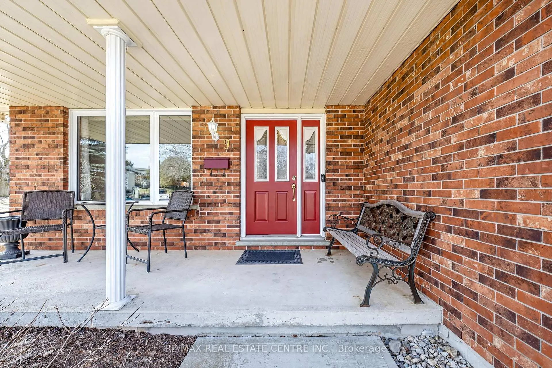 Photo 7 of 9 Cloverdale Crescent, Wilmot — HOMEH