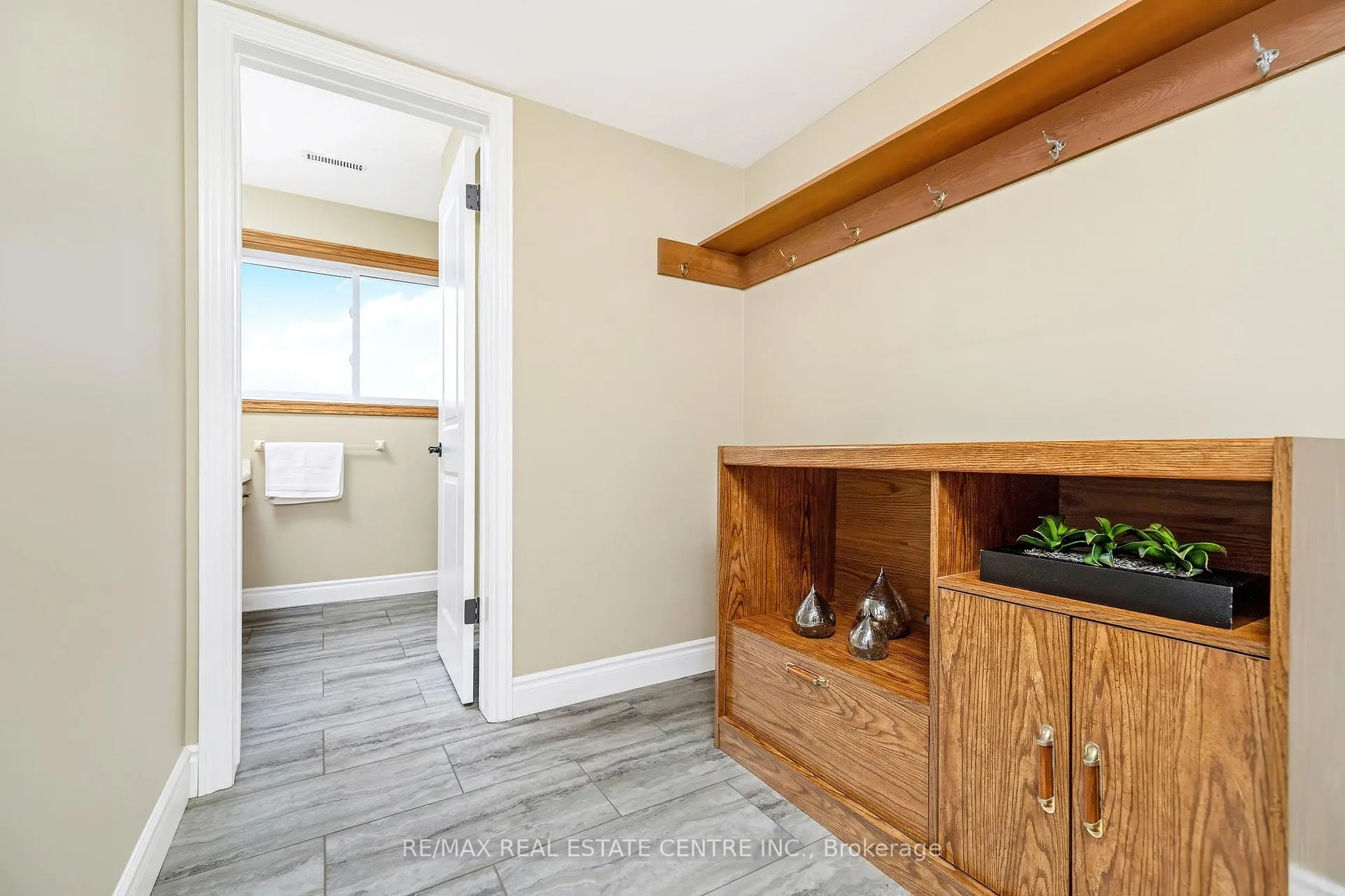 Photo 19 of 9 Cloverdale Crescent, Wilmot — HOMEH