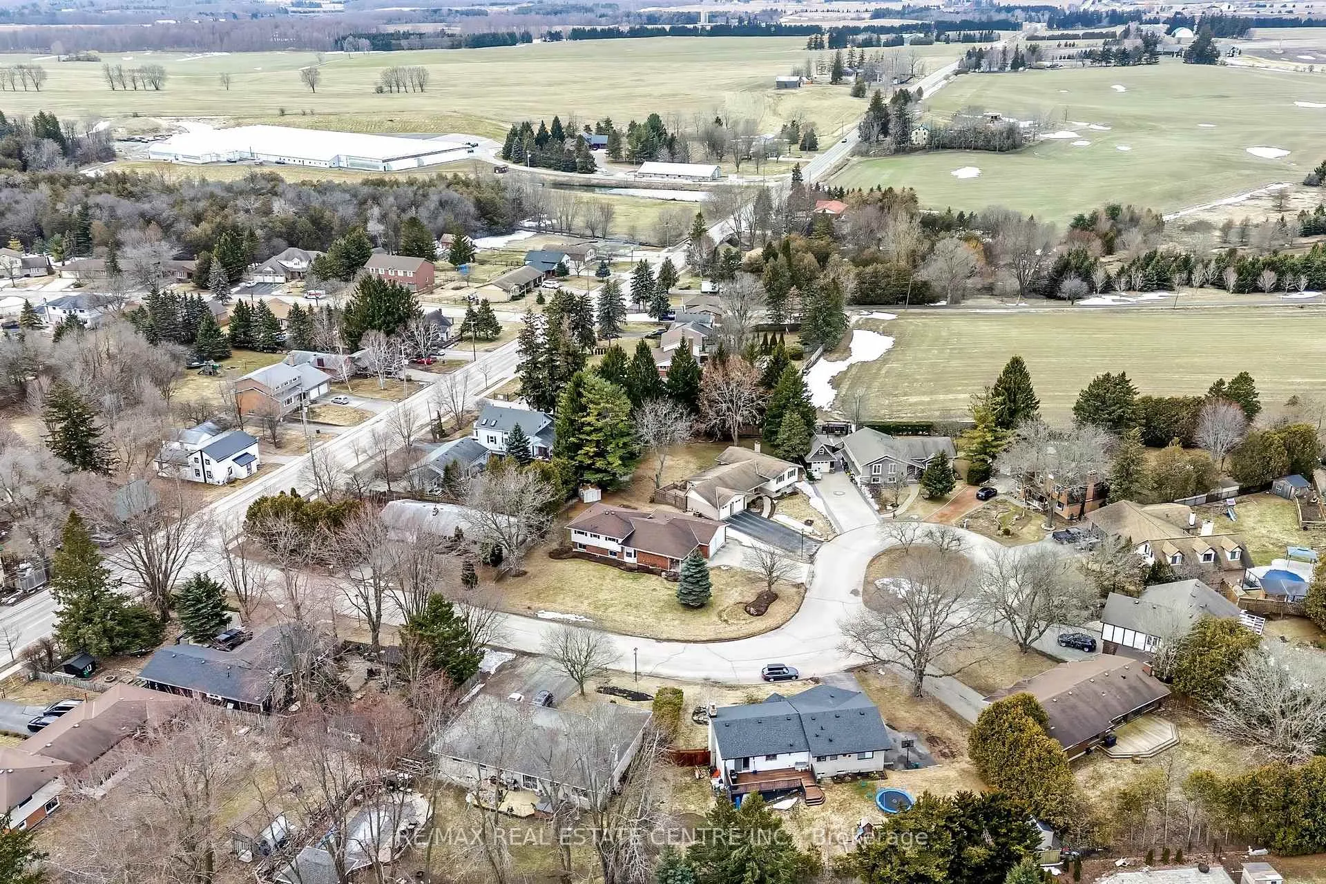 Photo 35 of 9 Cloverdale Crescent, Wilmot — HOMEH