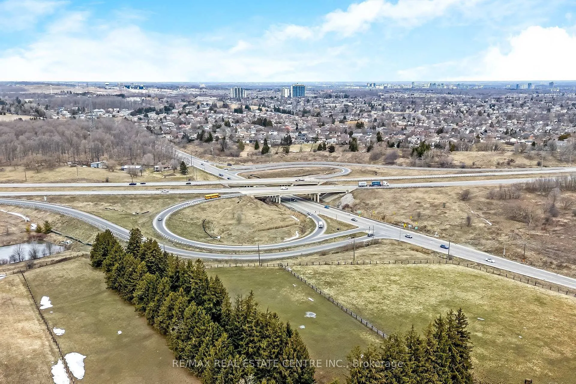 Photo 36 of 9 Cloverdale Crescent, Wilmot — HOMEH