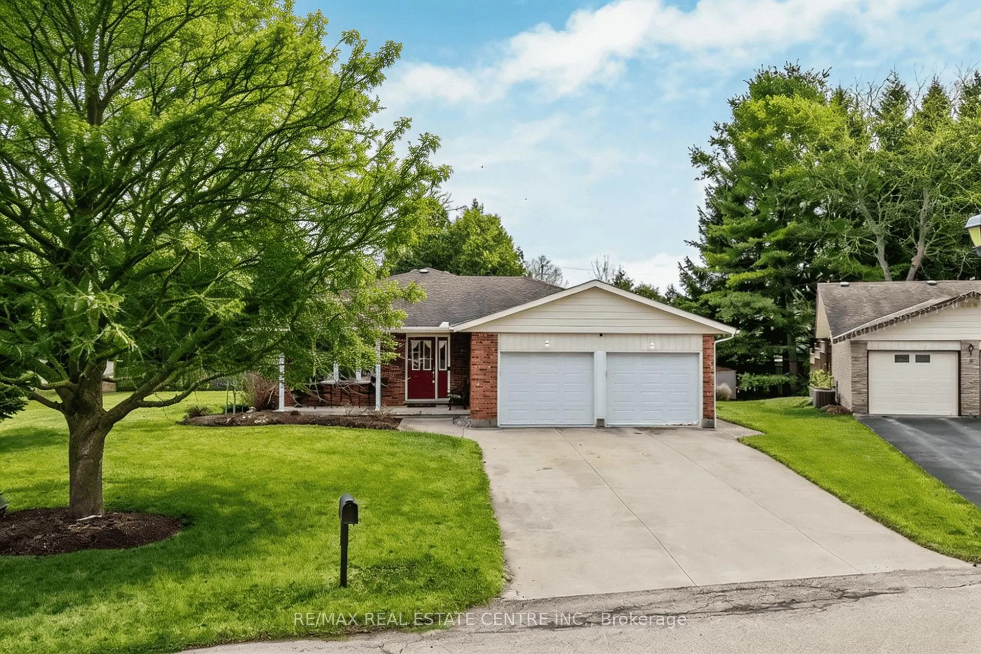 Photo 39 of 9 Cloverdale Crescent, Wilmot — HOMEH