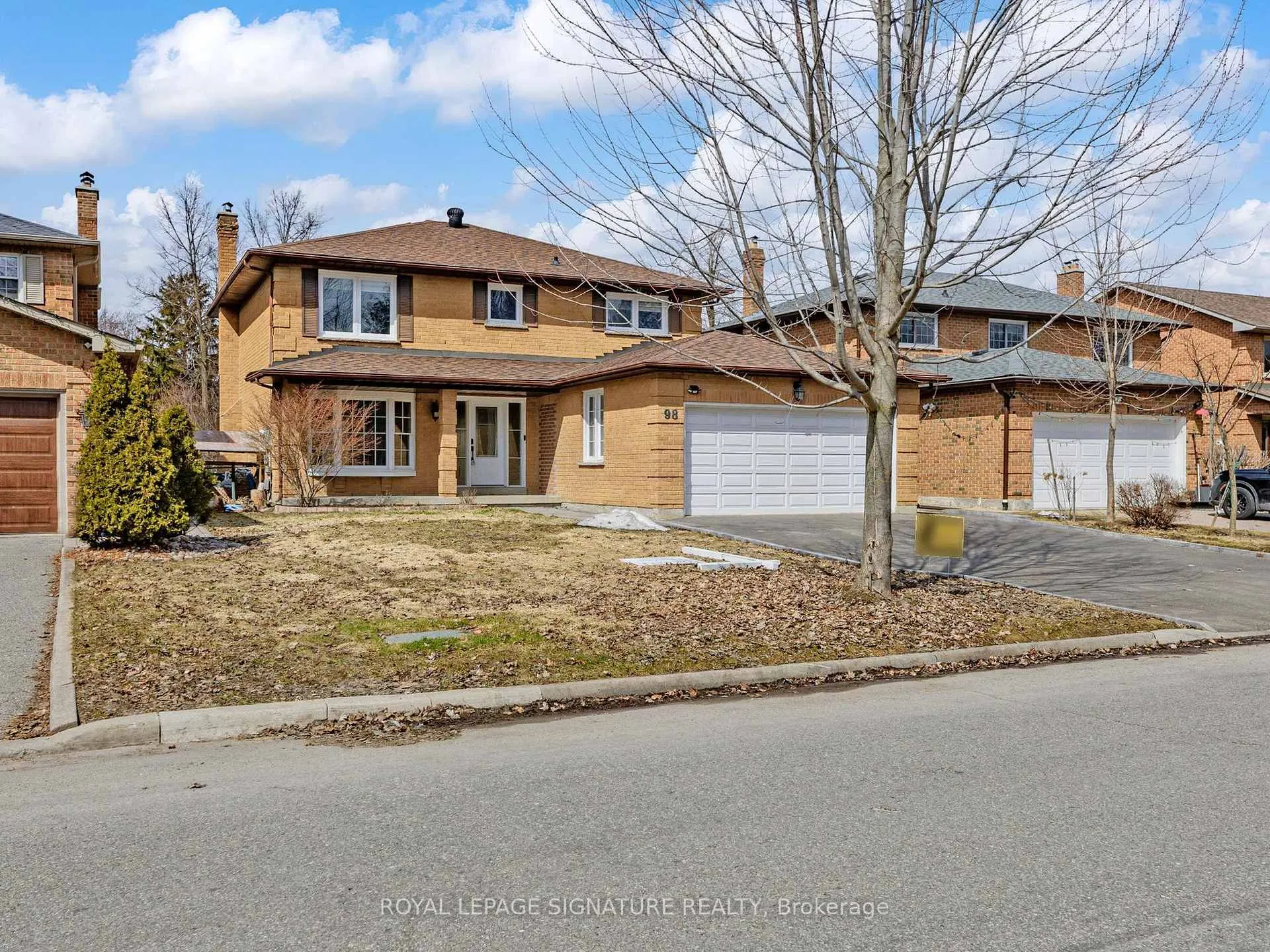 Front of 98 Golf Links Drive