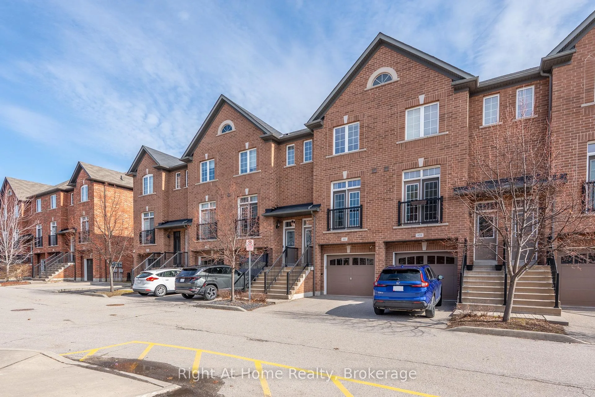 Photo 2 of 961 Reimer Common, Burlington, Freeman — HOMEH