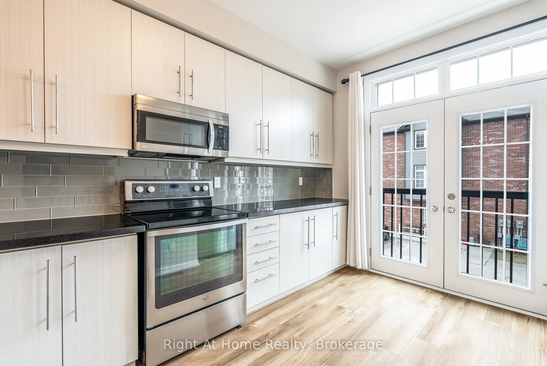 Photo 16 of 961 Reimer Common, Burlington, Freeman — HOMEH