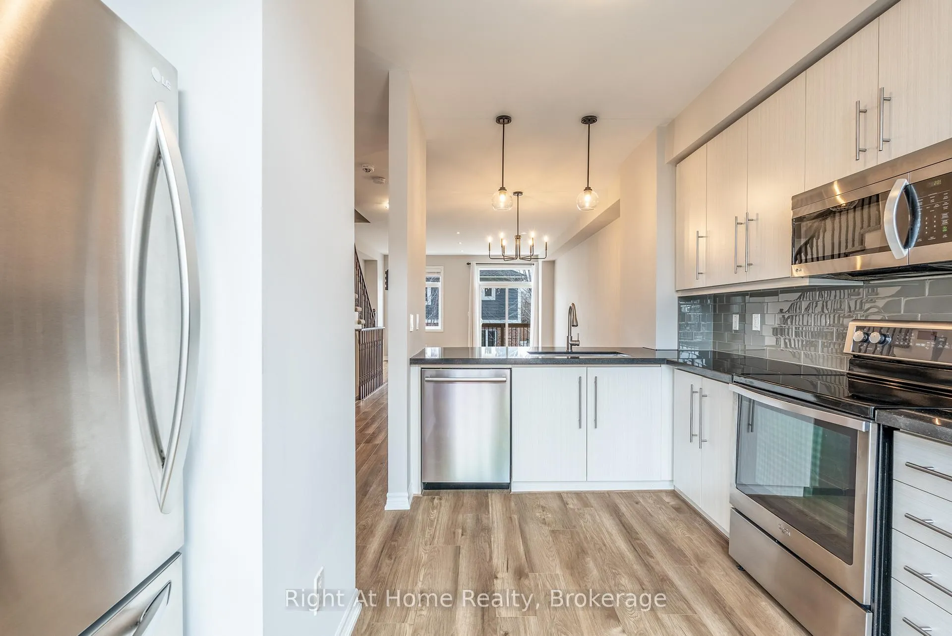 Photo 18 of 961 Reimer Common, Burlington, Freeman — HOMEH
