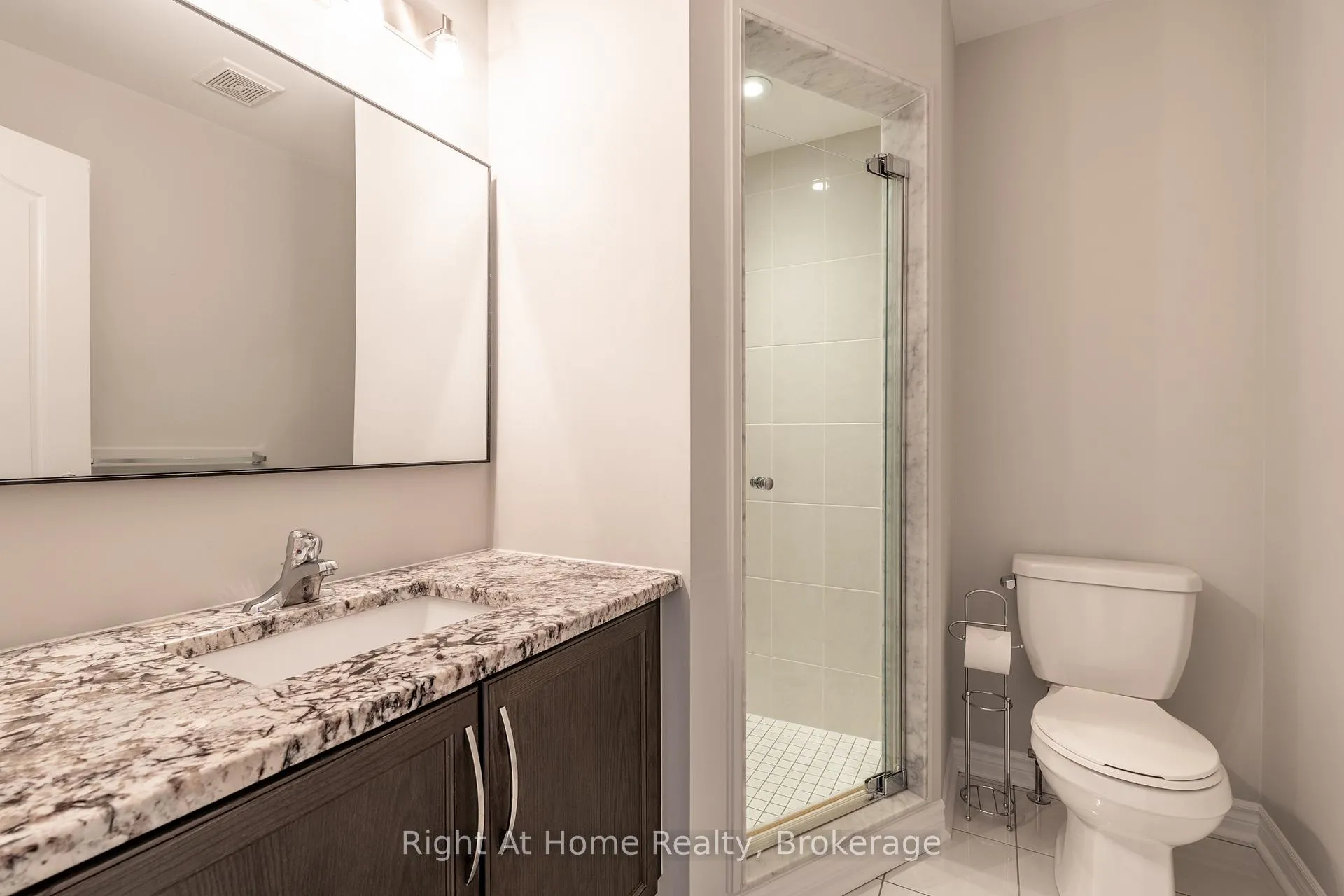 Photo 23 of 961 Reimer Common, Burlington, Freeman — HOMEH