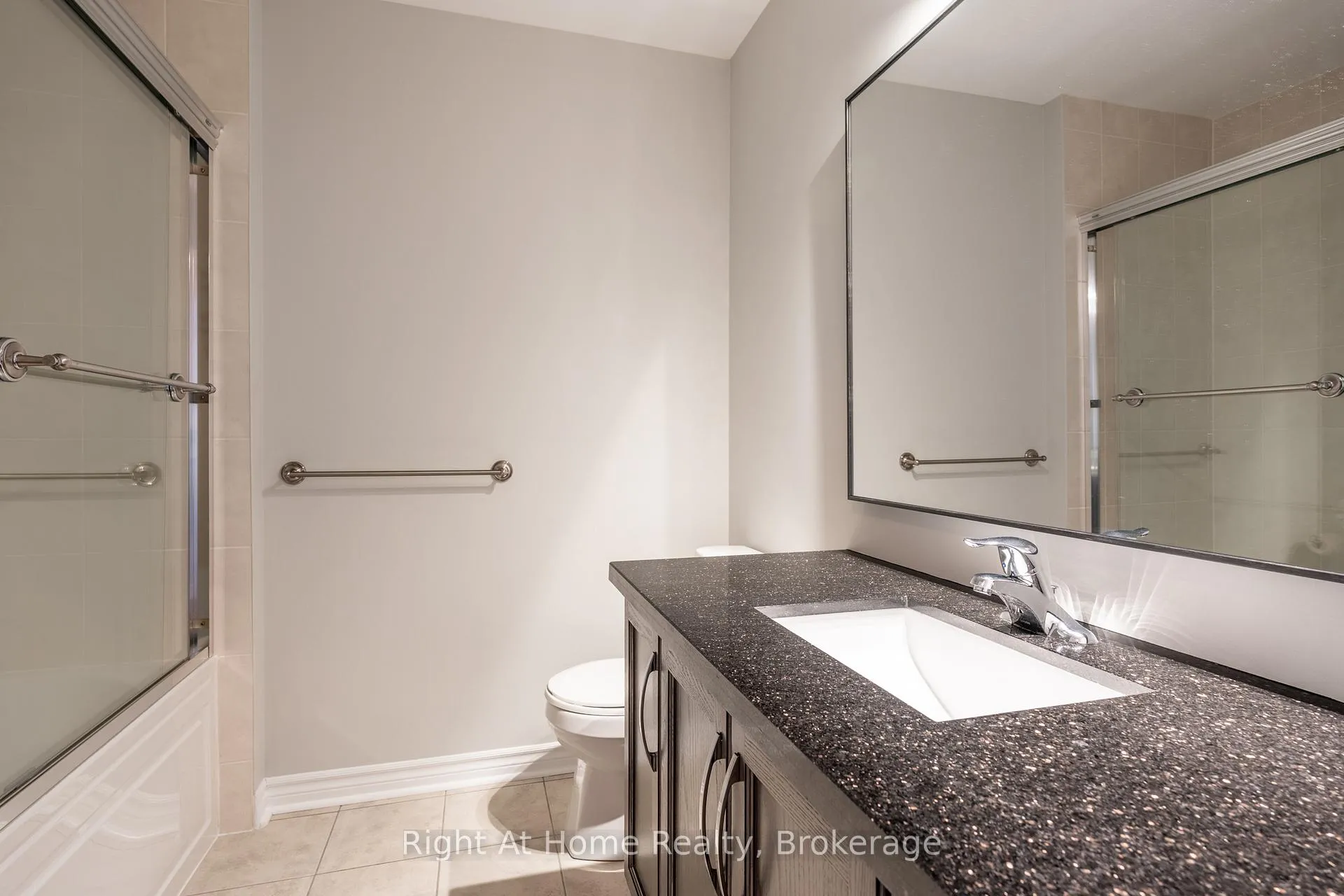 Photo 26 of 961 Reimer Common, Burlington, Freeman — HOMEH