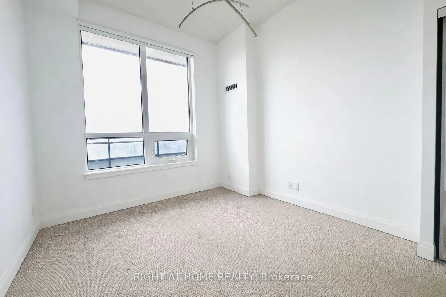 Photo 9 of Unit 628, 7900 Bathurst Street, Vaughan, Beverley Glen — HOMEH