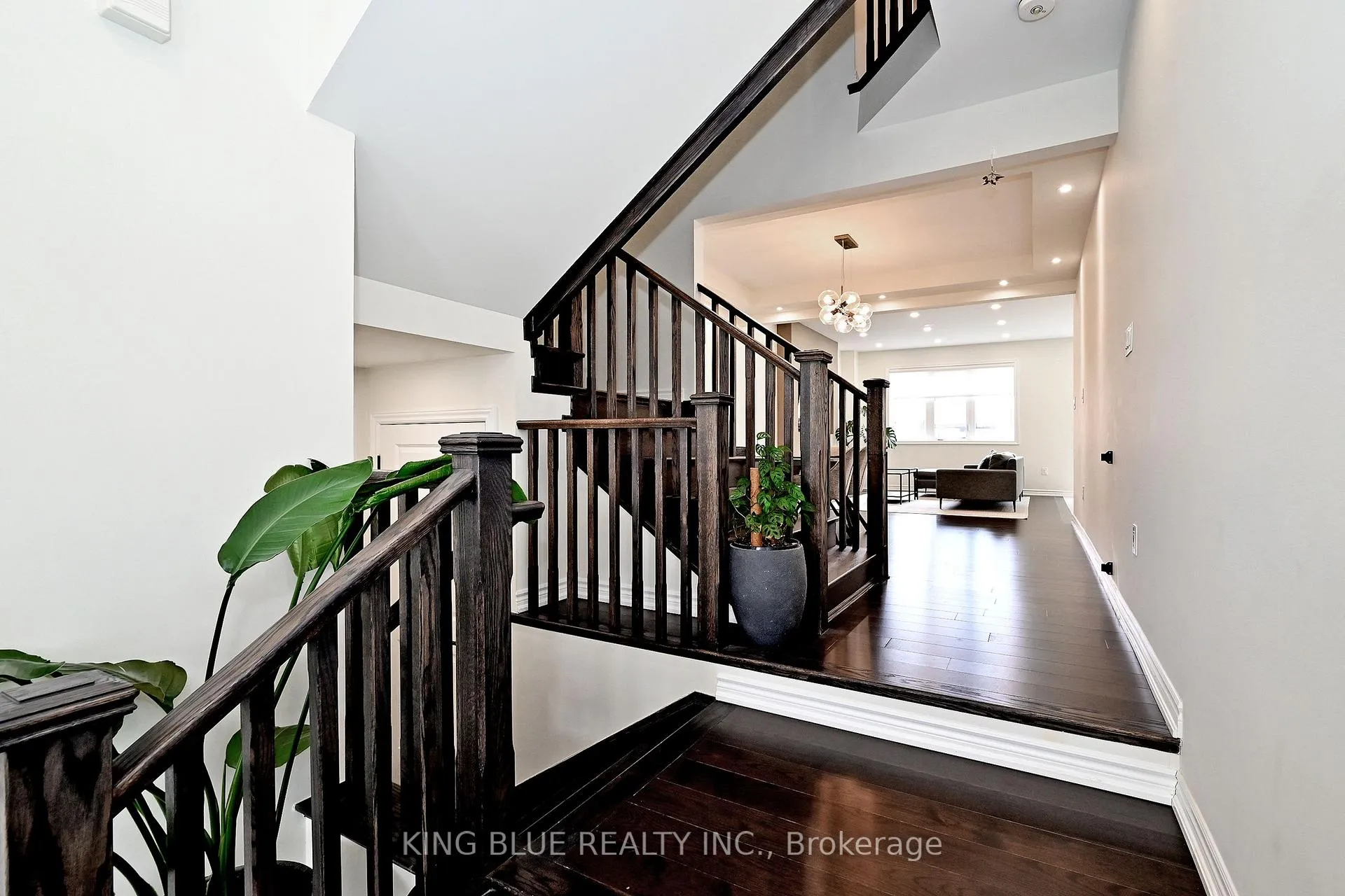 Photo 4 of 56 Lockyer Drive, Whitby, Rural Whitby — HOMEH