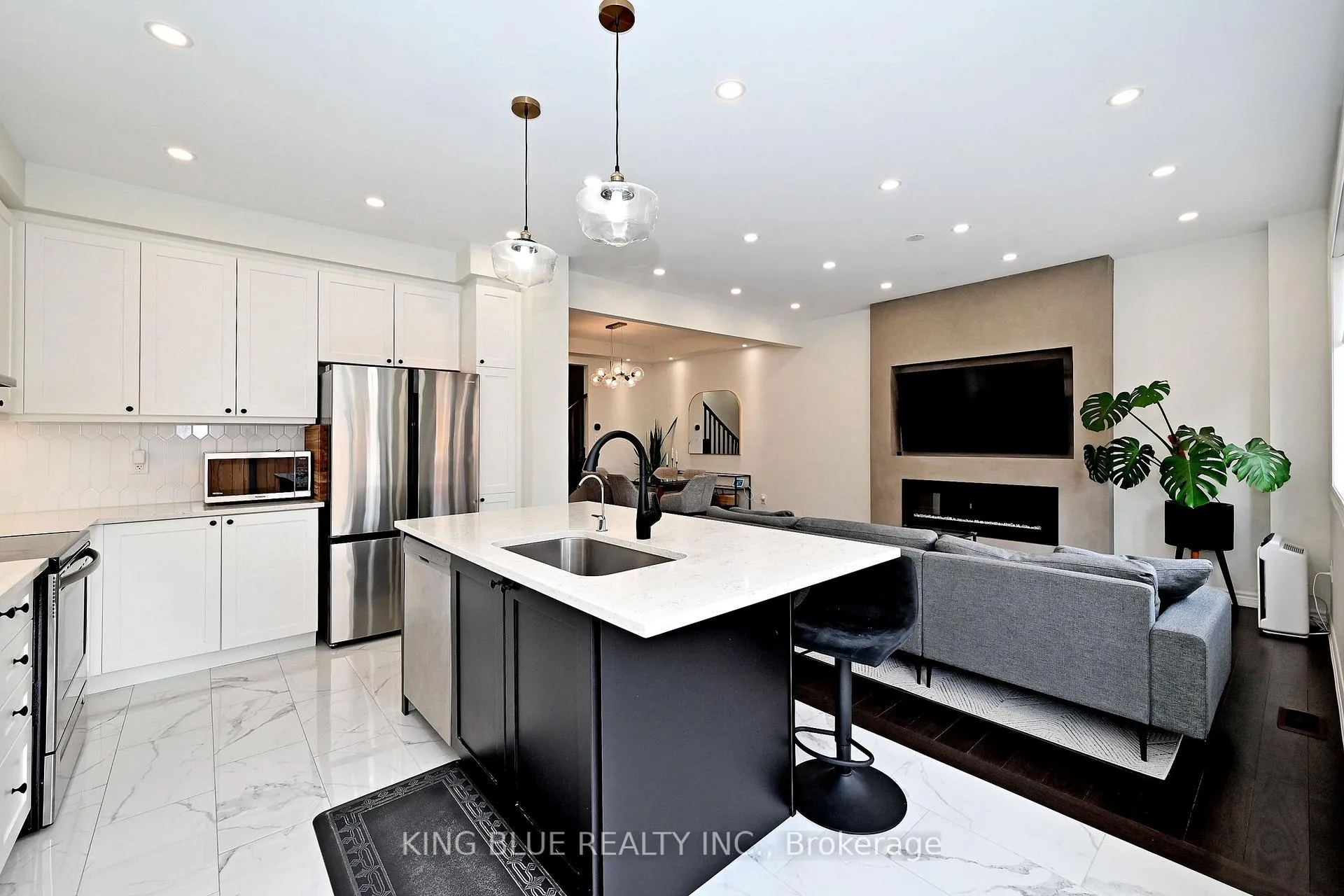 Photo 12 of 56 Lockyer Drive, Whitby, Rural Whitby — HOMEH