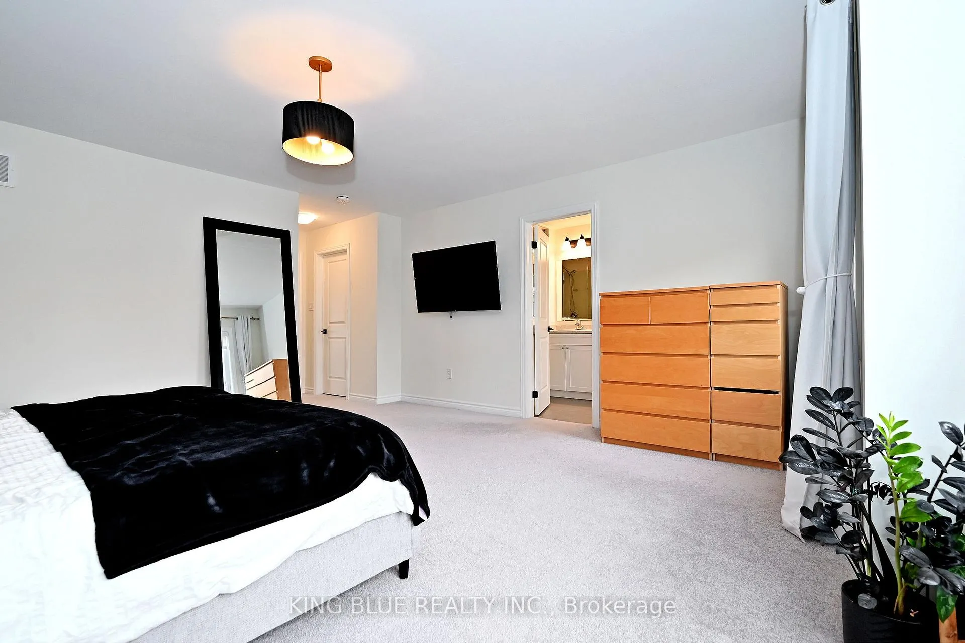 Photo 25 of 56 Lockyer Drive, Whitby, Rural Whitby — HOMEH