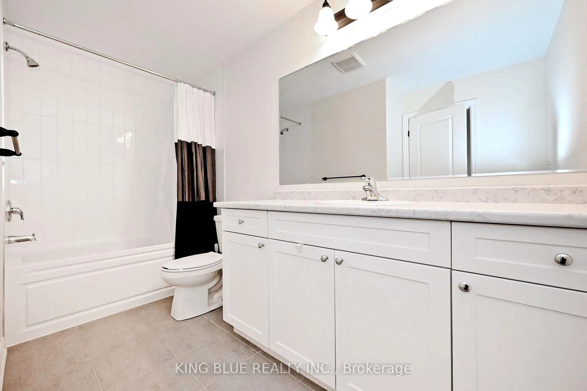 Photo 41 of 56 Lockyer Drive, Whitby, Rural Whitby — HOMEH
