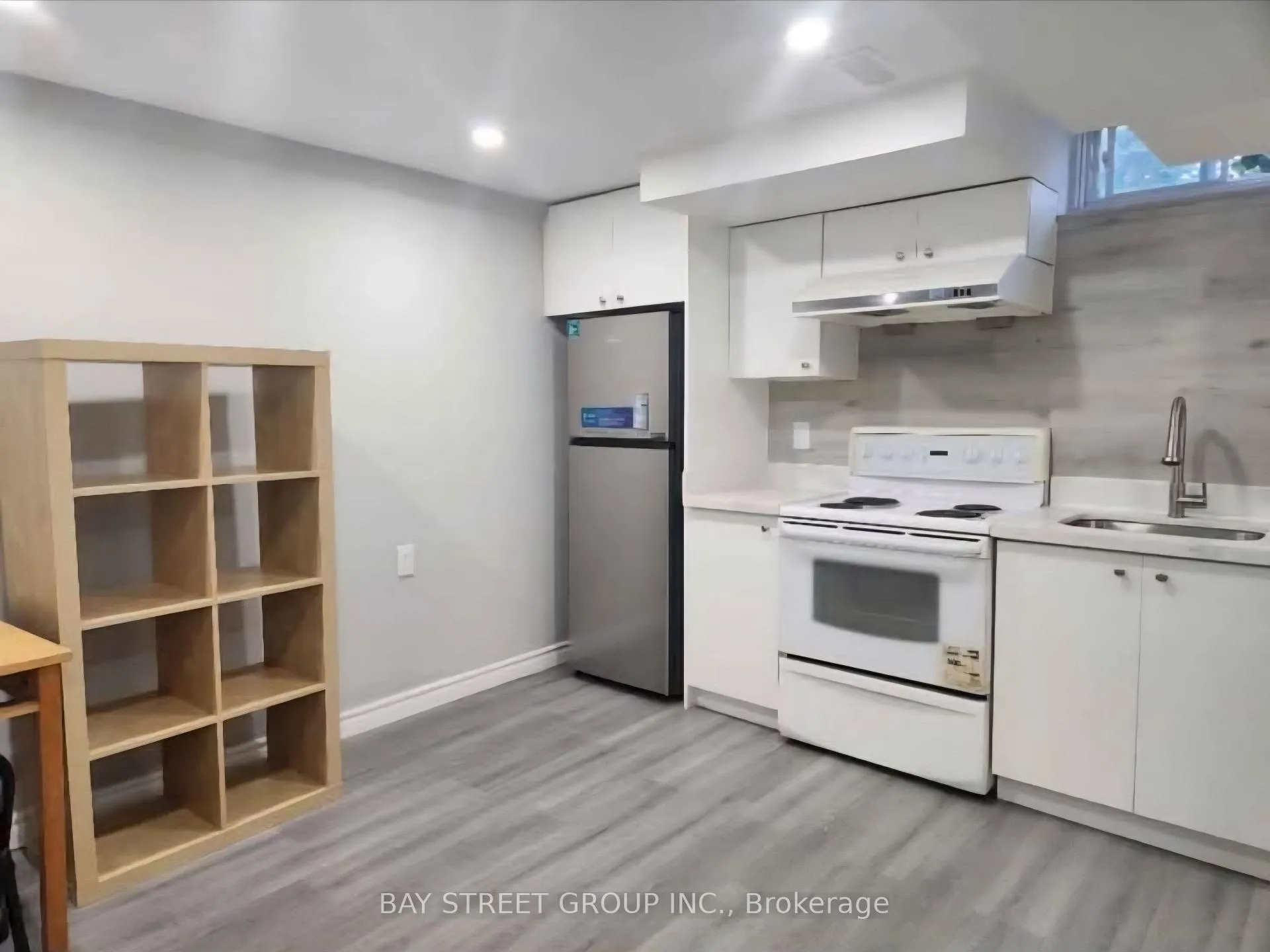 Photo 2 of Unit Basement, 80 Larksmere Court, Markham, Milliken Mills West — HOMEH