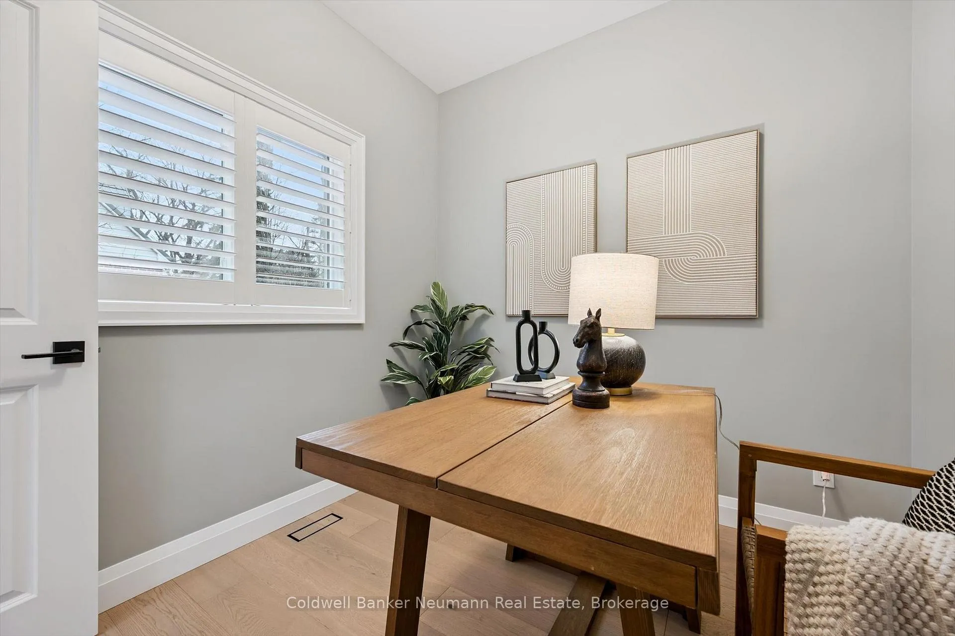 Photo 10 of 65 Dean Avenue, Guelph, Dovercliffe Park/Old University — HOMEH