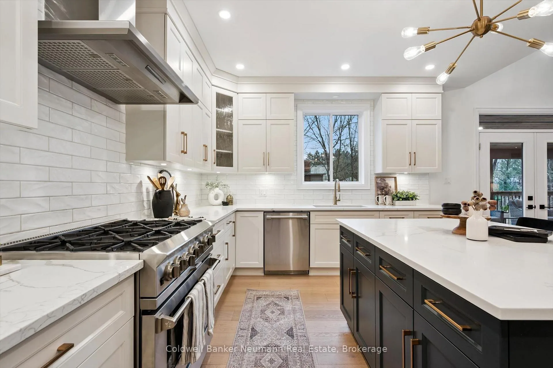 Photo 18 of 65 Dean Avenue, Guelph, Dovercliffe Park/Old University — HOMEH