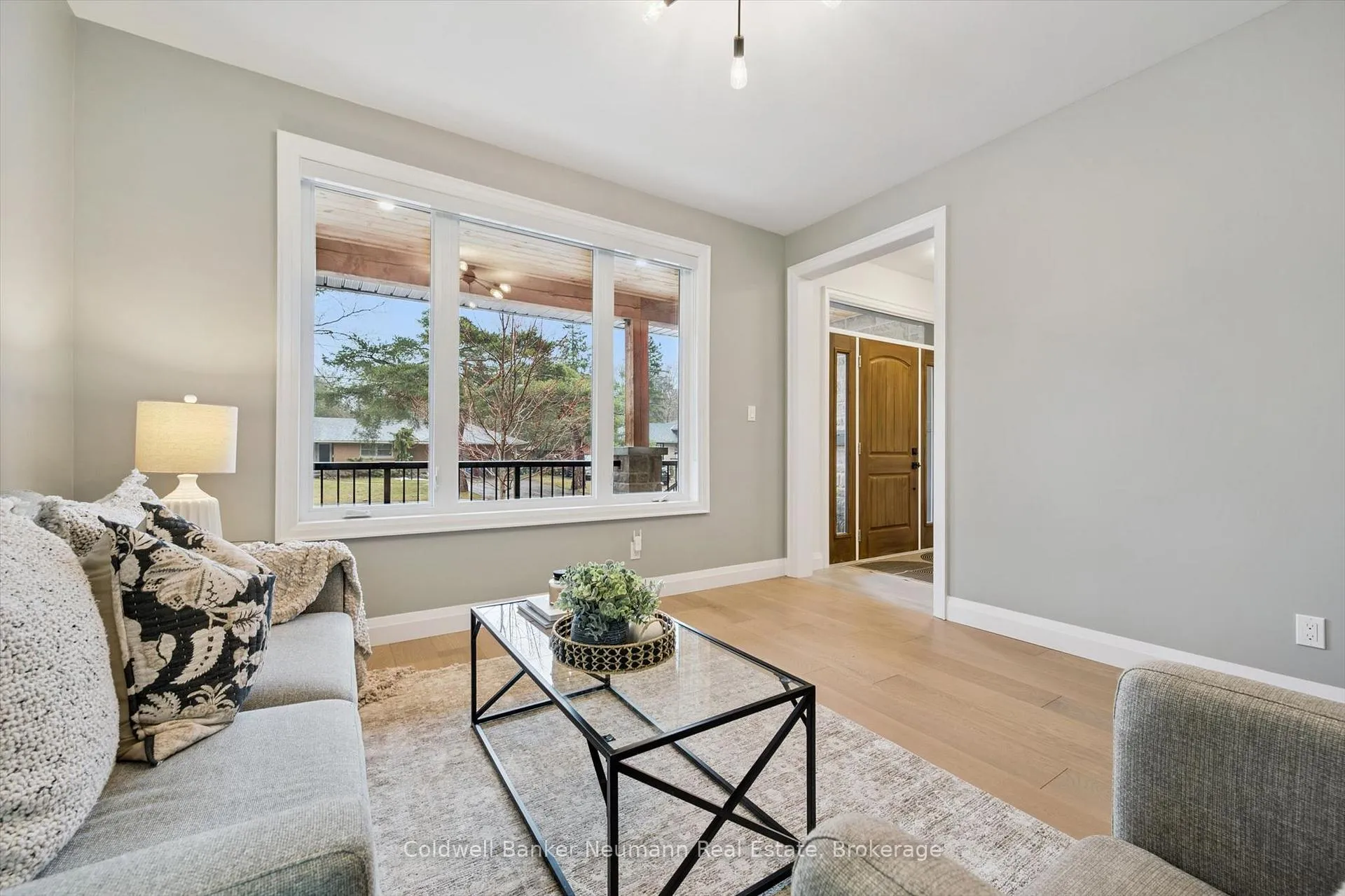 Photo 23 of 65 Dean Avenue, Guelph, Dovercliffe Park/Old University — HOMEH