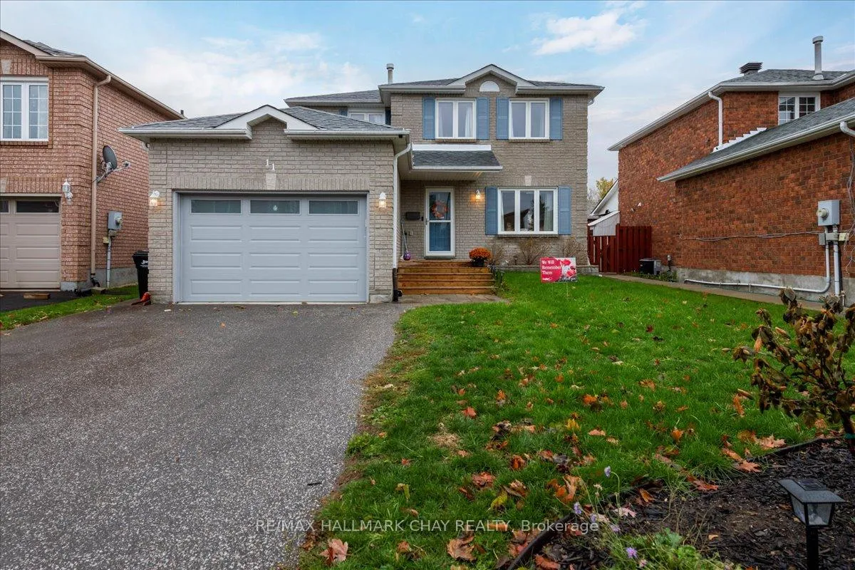 Photo 20 of 11 Garibaldi Drive, Barrie, Holly — HOMEH