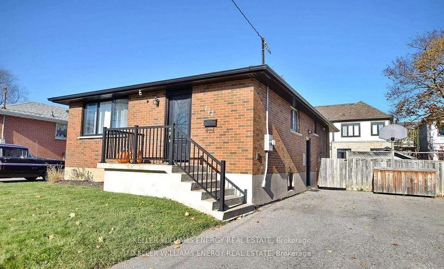 Photo 2 of 772 Olive Avenue, Oshawa, Donevan — HOMEH