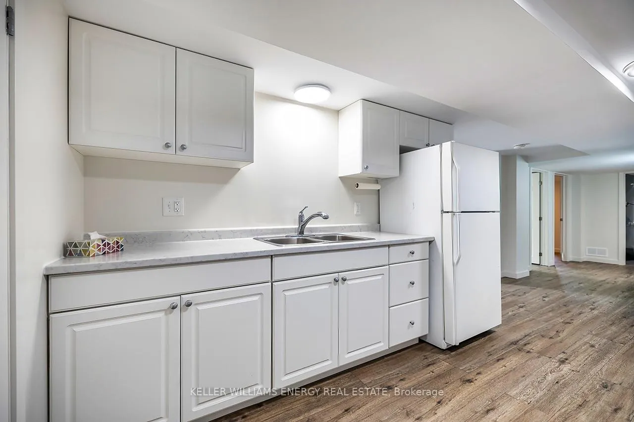 Photo 5 of 772 Olive Avenue, Oshawa, Donevan — HOMEH