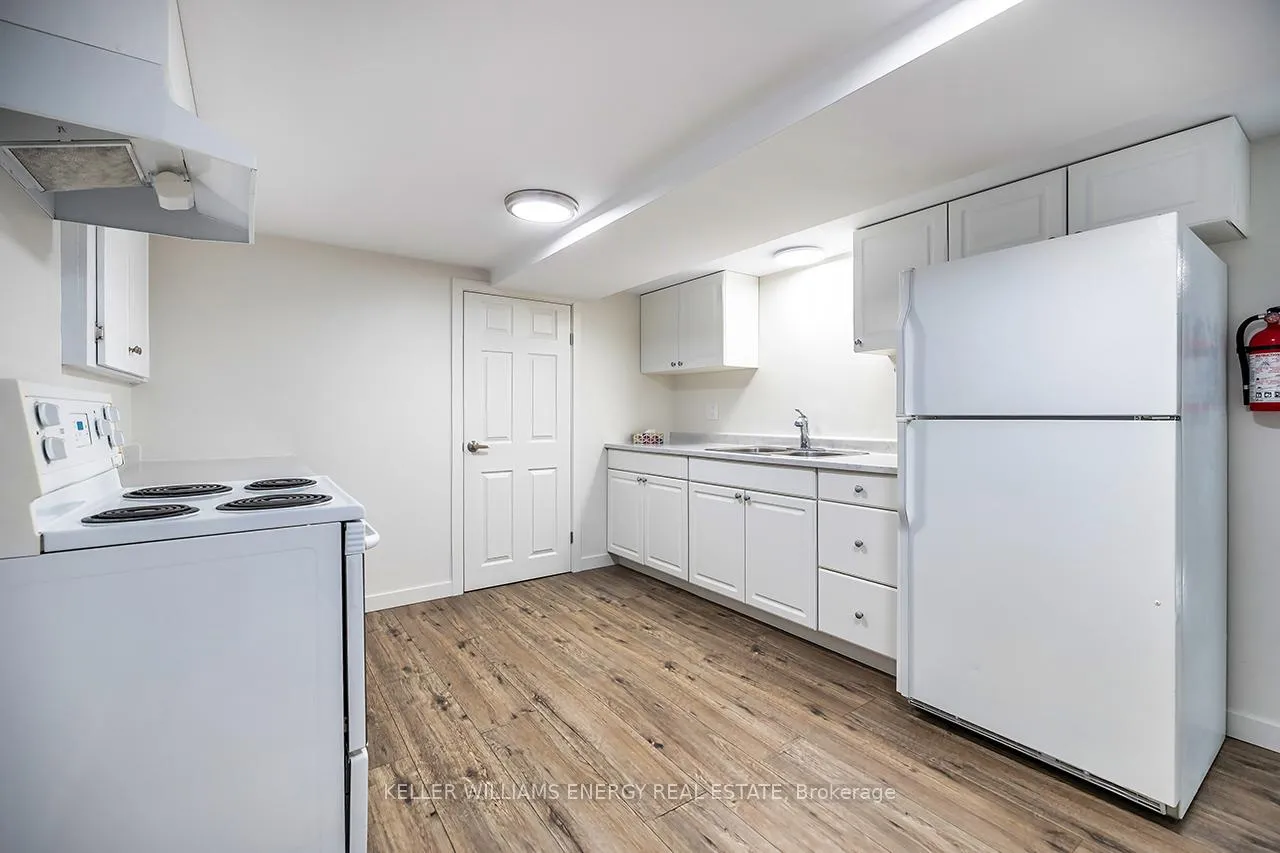 Photo 6 of 772 Olive Avenue, Oshawa, Donevan — HOMEH