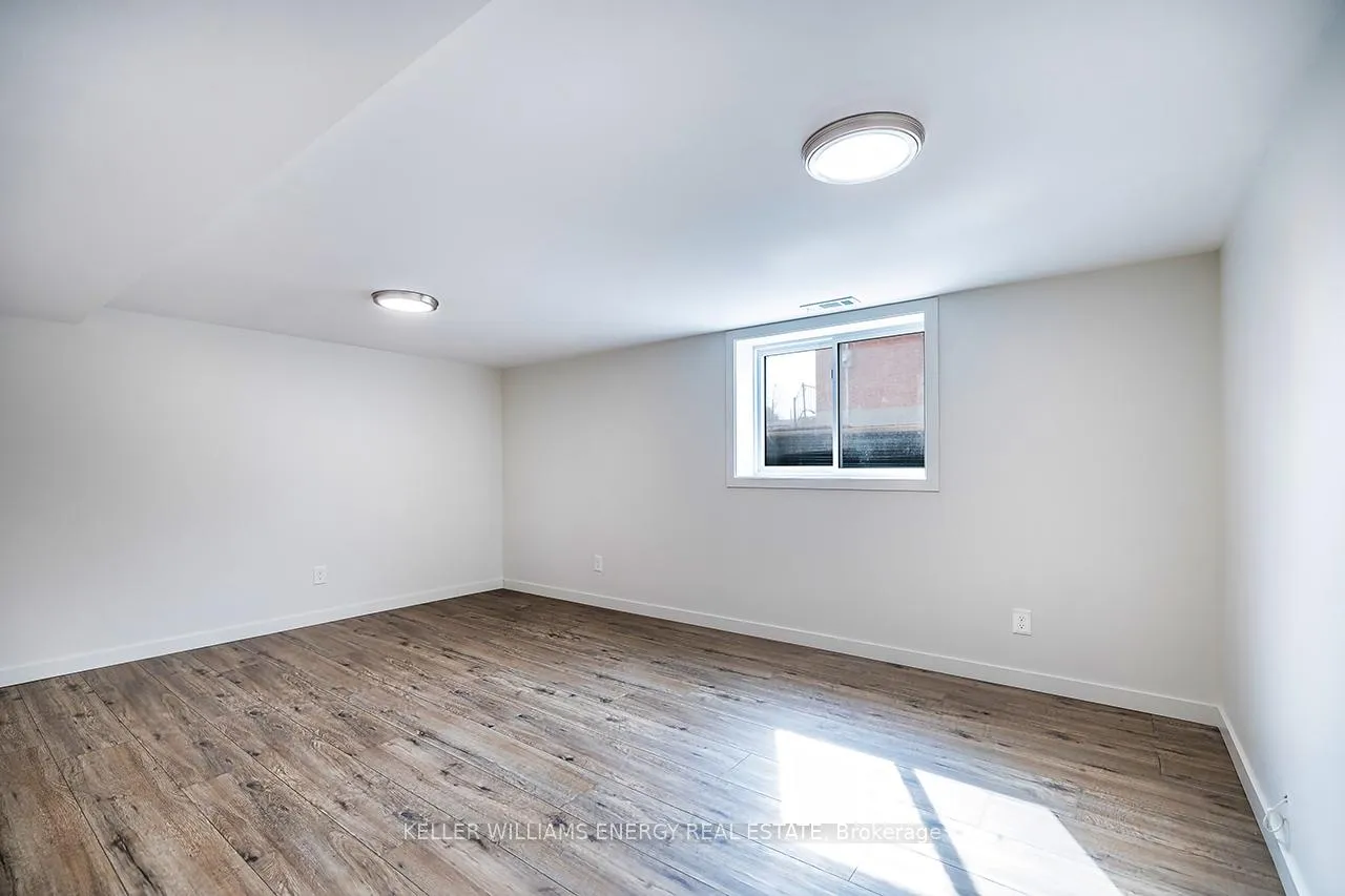 Photo 7 of 772 Olive Avenue, Oshawa, Donevan — HOMEH