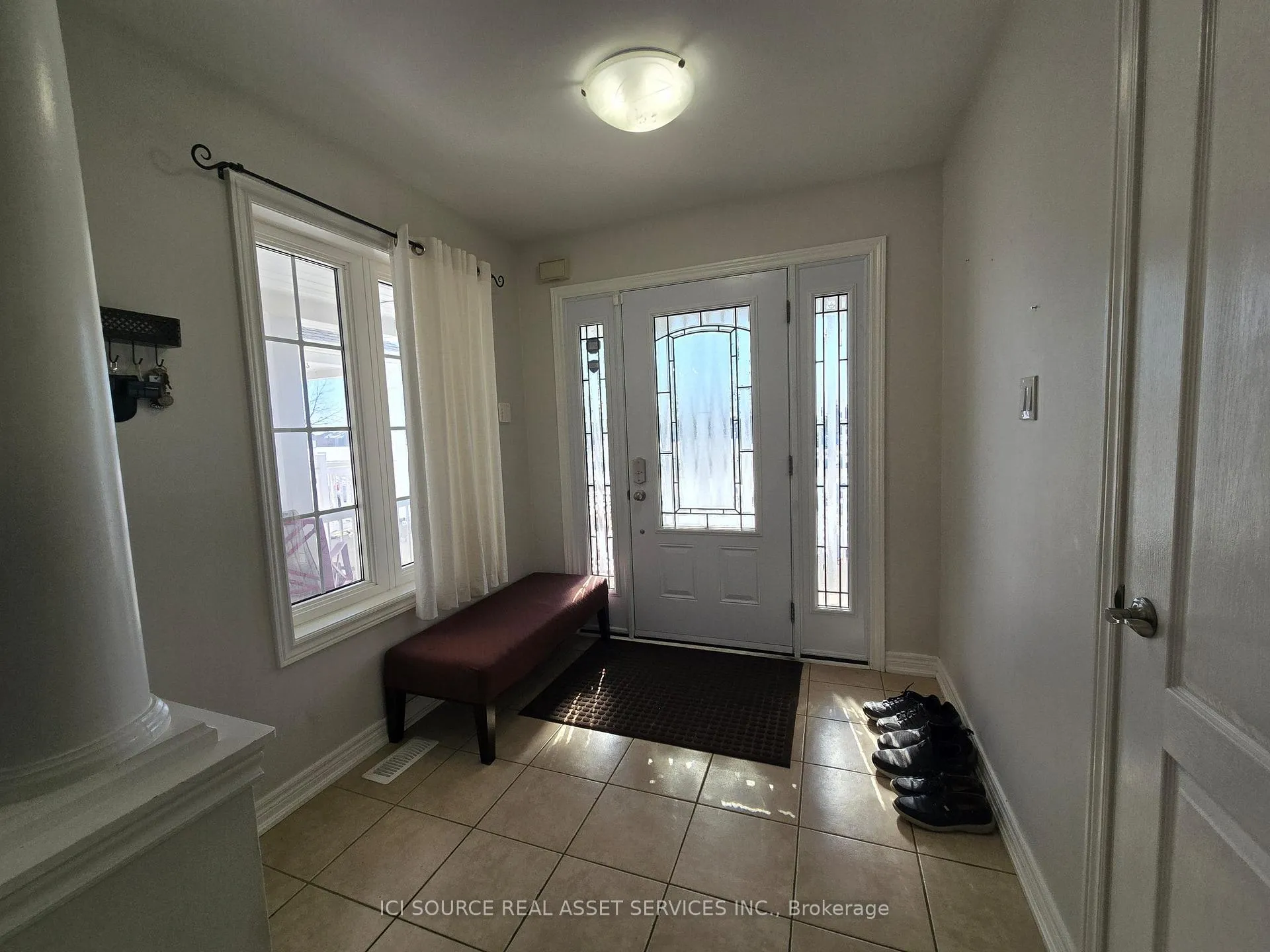 Photo 16 of 1468 Coldstream Drive, Oshawa, Taunton — HOMEH