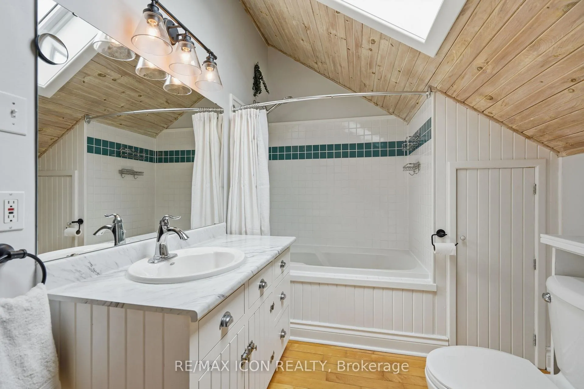 Photo 32 of 318 Selbourne Drive, Central Elgin, Rural Central Elgin — HOMEH