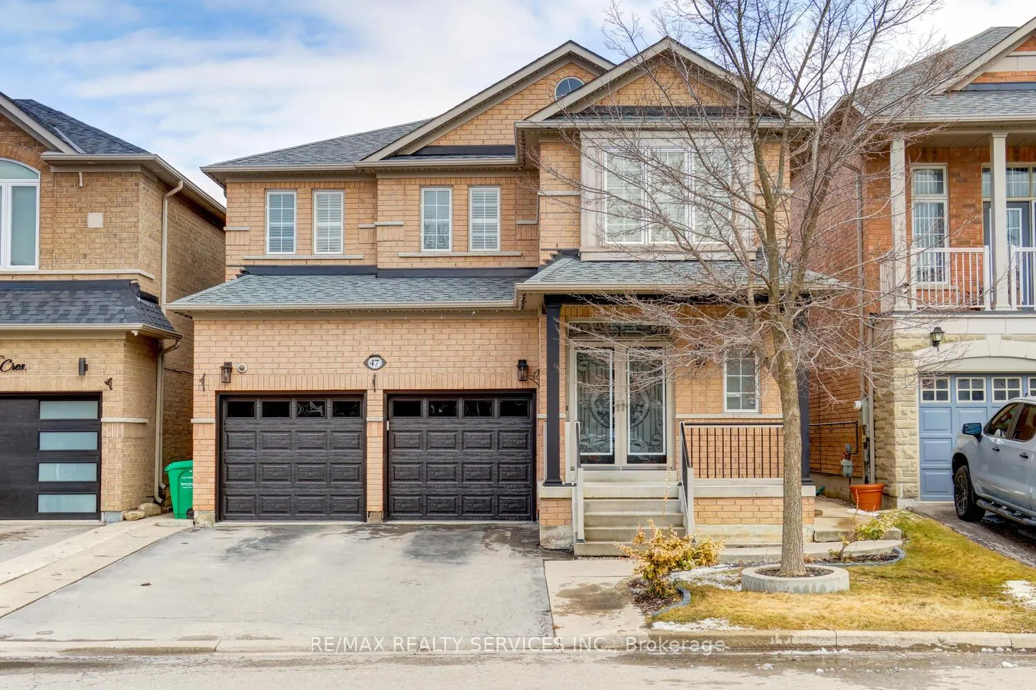 Front of 47 Cape Dorset Crescent