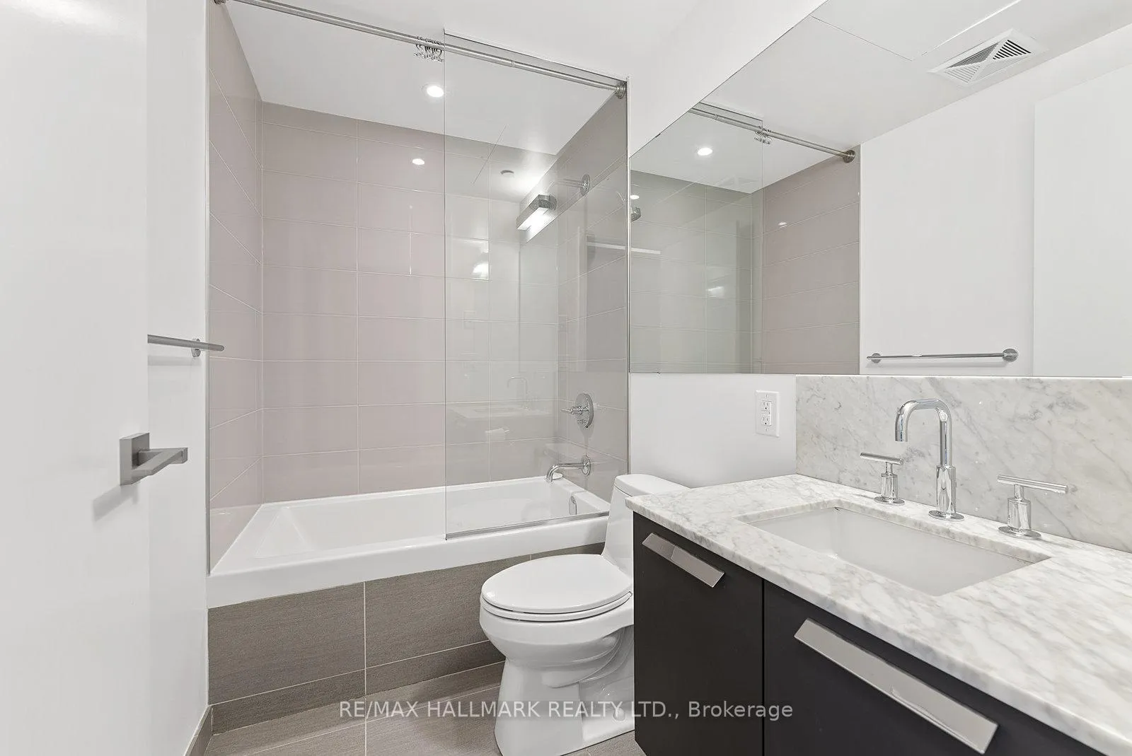 Photo 14 of Unit 601, 50 Charles Street E, Toronto, Church-Yonge Corridor — HOMEH