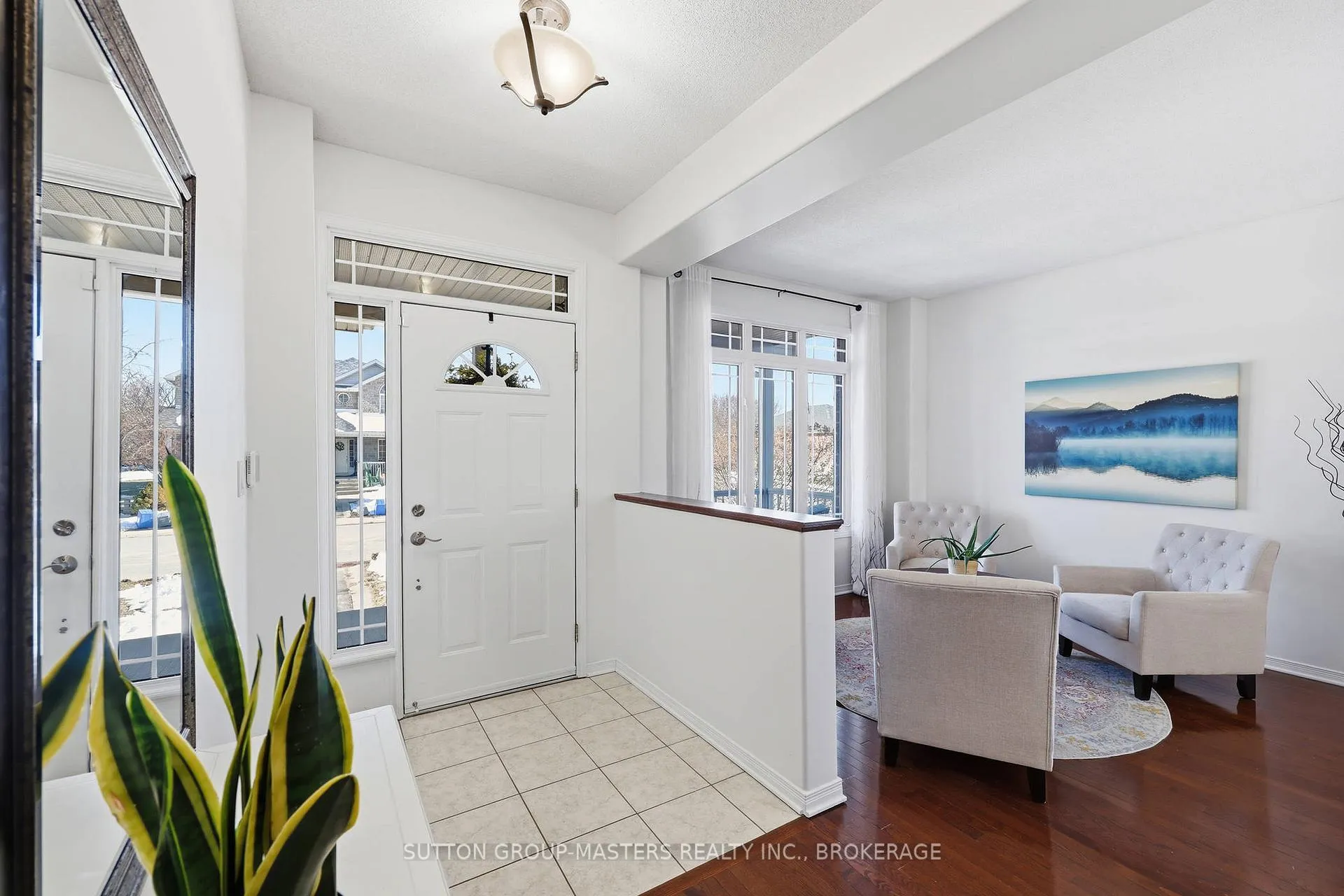 Photo 4 of 530 Nora Court, Kingston, Kingston East (Incl Barret Crt) — HOMEH