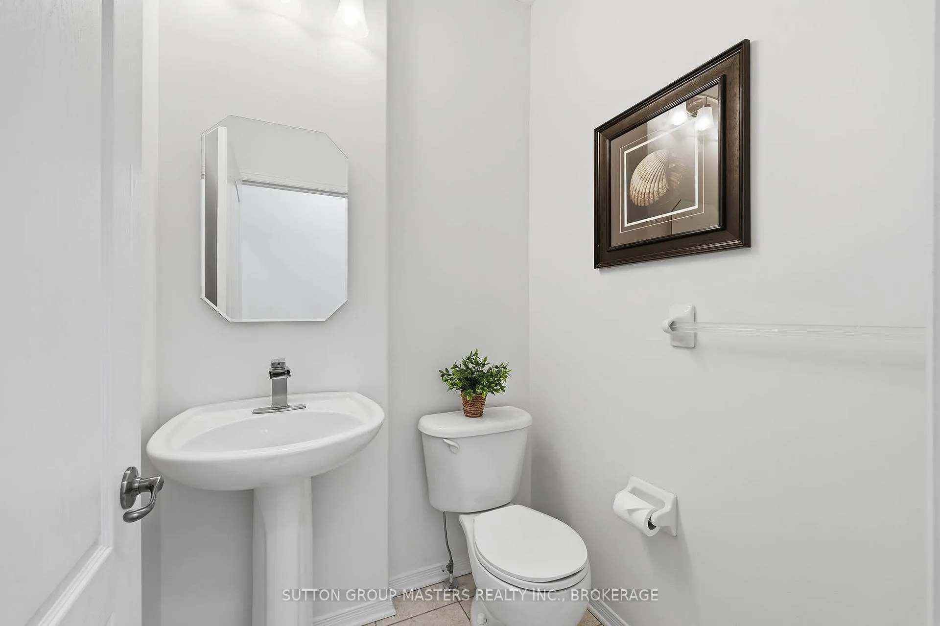 Photo 22 of 530 Nora Court, Kingston, Kingston East (Incl Barret Crt) — HOMEH