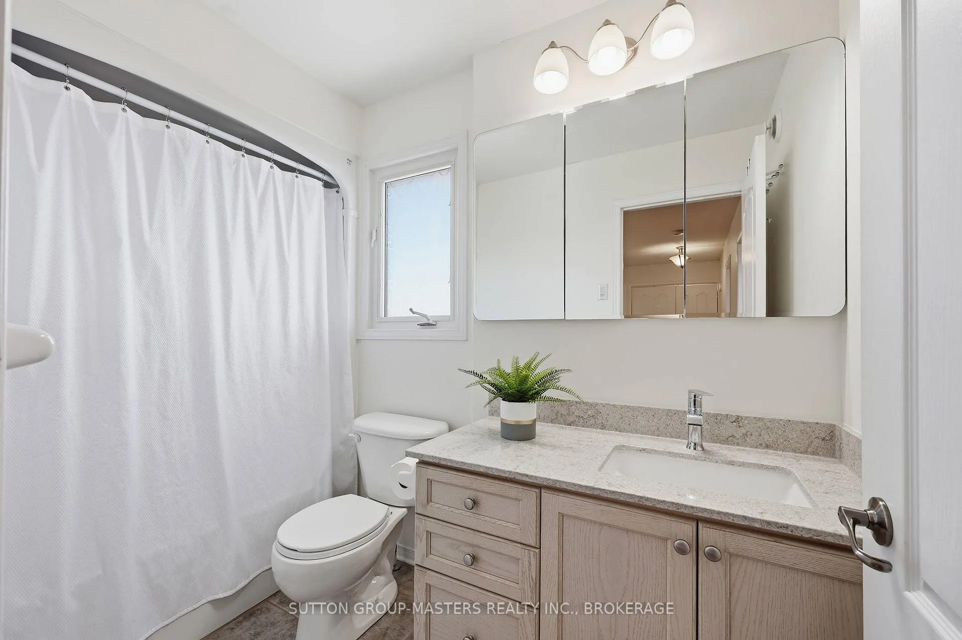 Photo 34 of 530 Nora Court, Kingston, Kingston East (Incl Barret Crt) — HOMEH