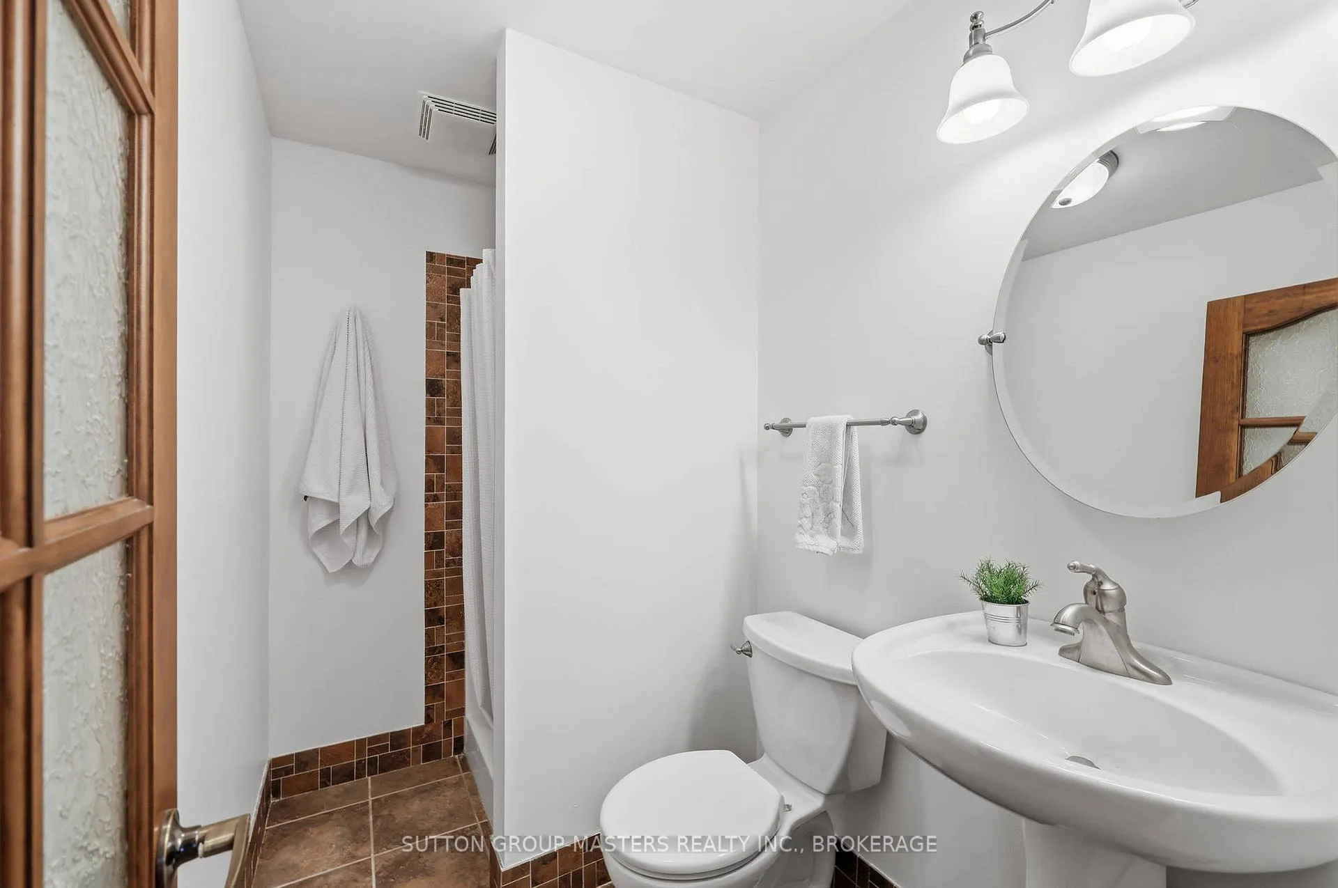 Photo 43 of 530 Nora Court, Kingston, Kingston East (Incl Barret Crt) — HOMEH