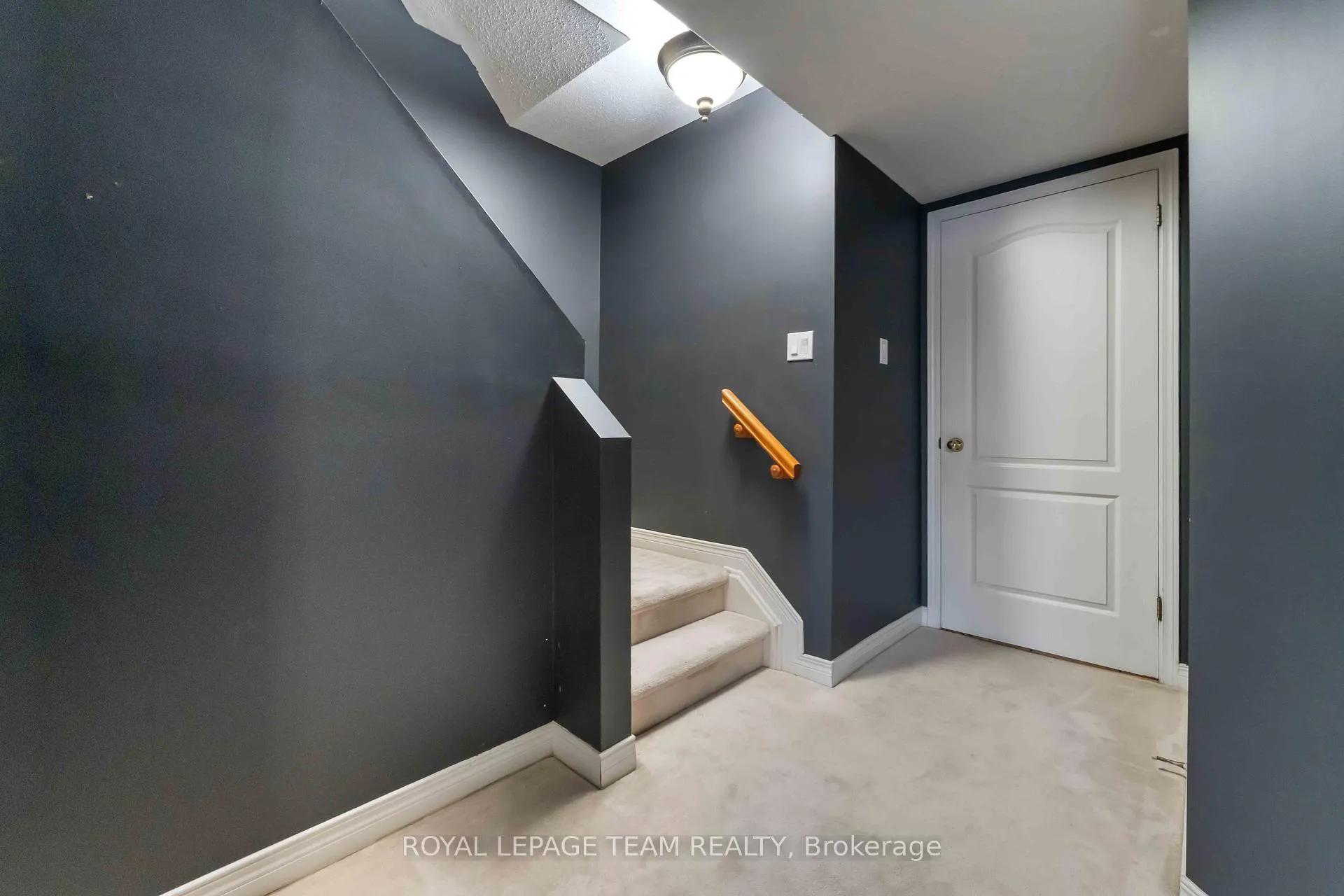 Photo 10 of 191 Deerfox Drive, Ottawa, Barrhaven - Longfields — HOMEH