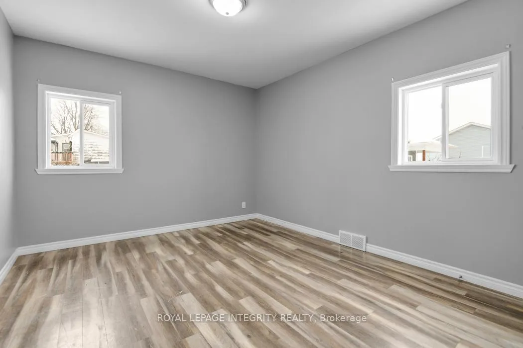 Photo 11 of 75 St. George Street E, North Glengarry, Alexandria — HOMEH