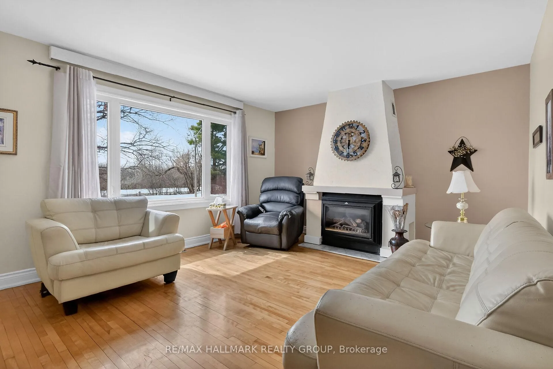 Photo 5 of 495 Hardy Avenue, Ottawa, Overbrook/Castle Heights — HOMEH