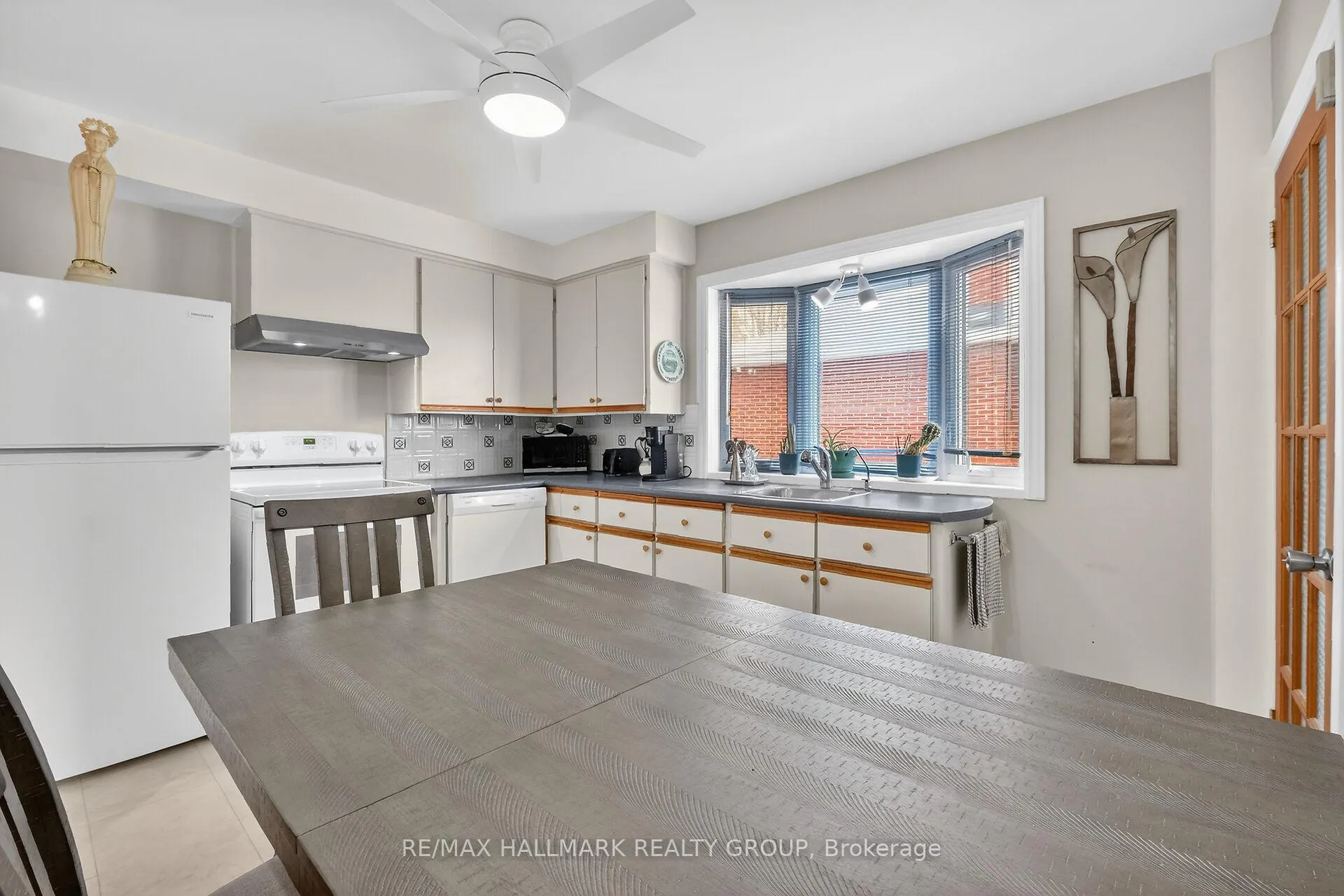 Photo 8 of 495 Hardy Avenue, Ottawa, Overbrook/Castle Heights — HOMEH