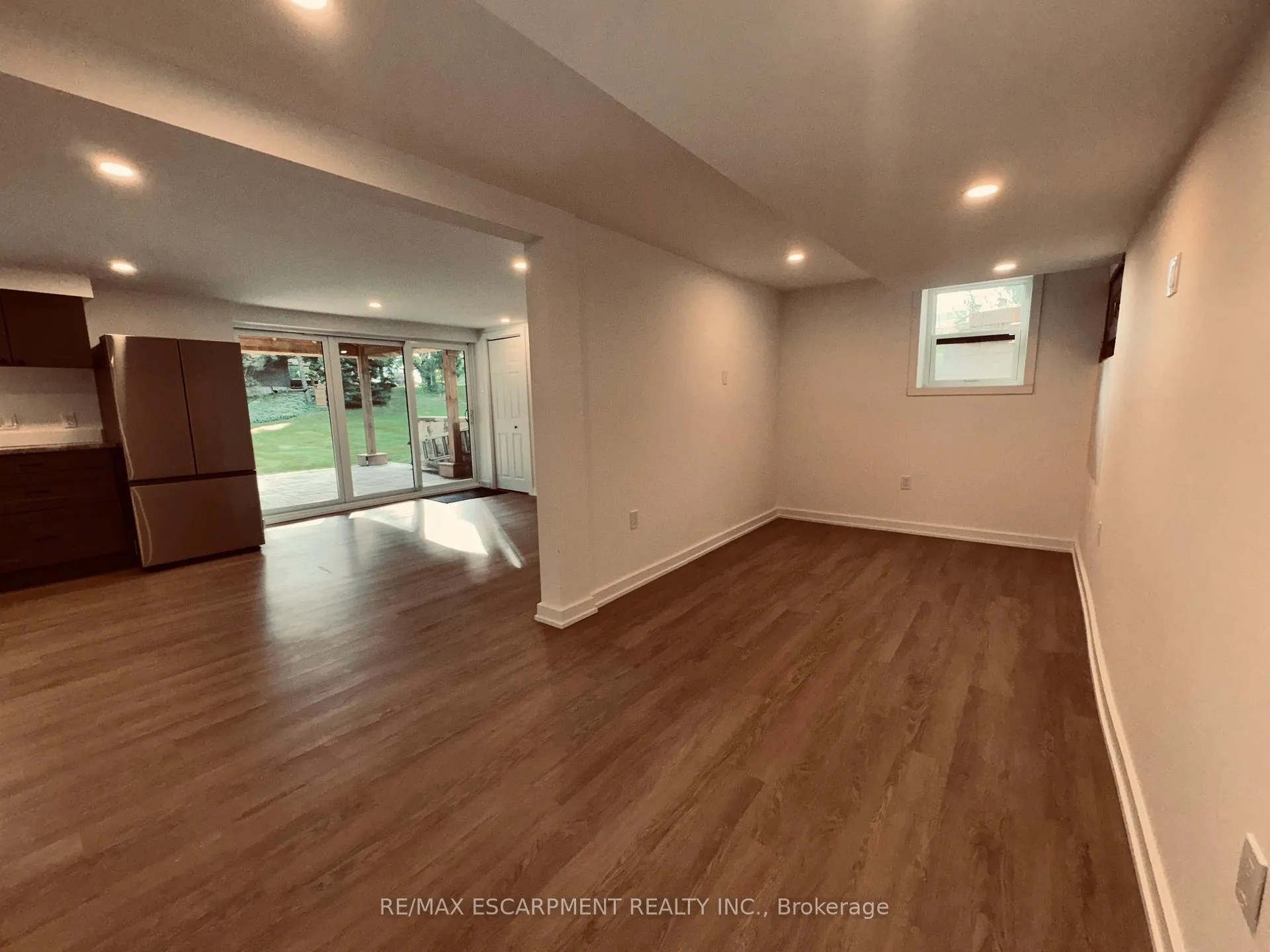 Photo 14 of Unit Basement, 7 Bayview Avenue, Hamilton, Waterdown — HOMEH