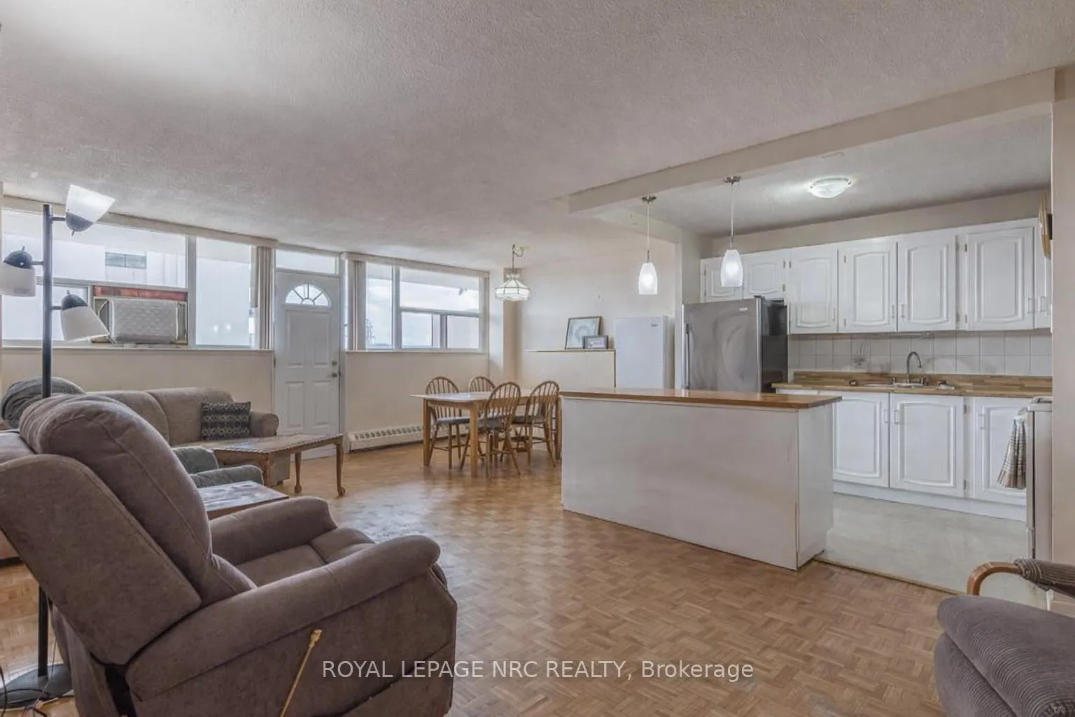 Photo 2 of Unit 601, 215 Glenridge Avenue, St. Catharines, Glendale/Glenridge — HOMEH