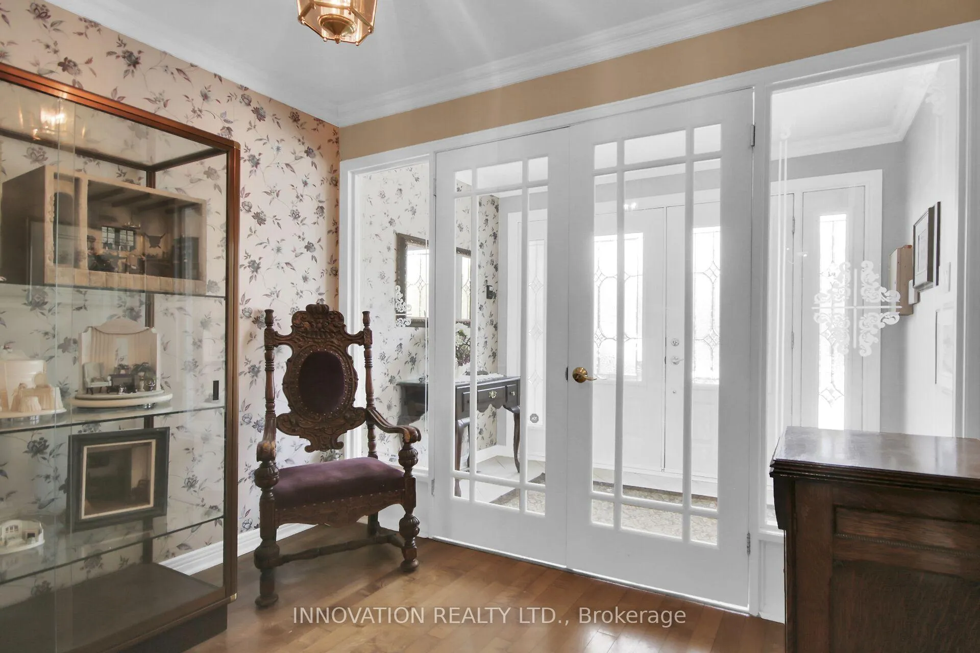 Photo 3 of 3024 Uplands Drive, Ottawa, Hunt Club — HOMEH