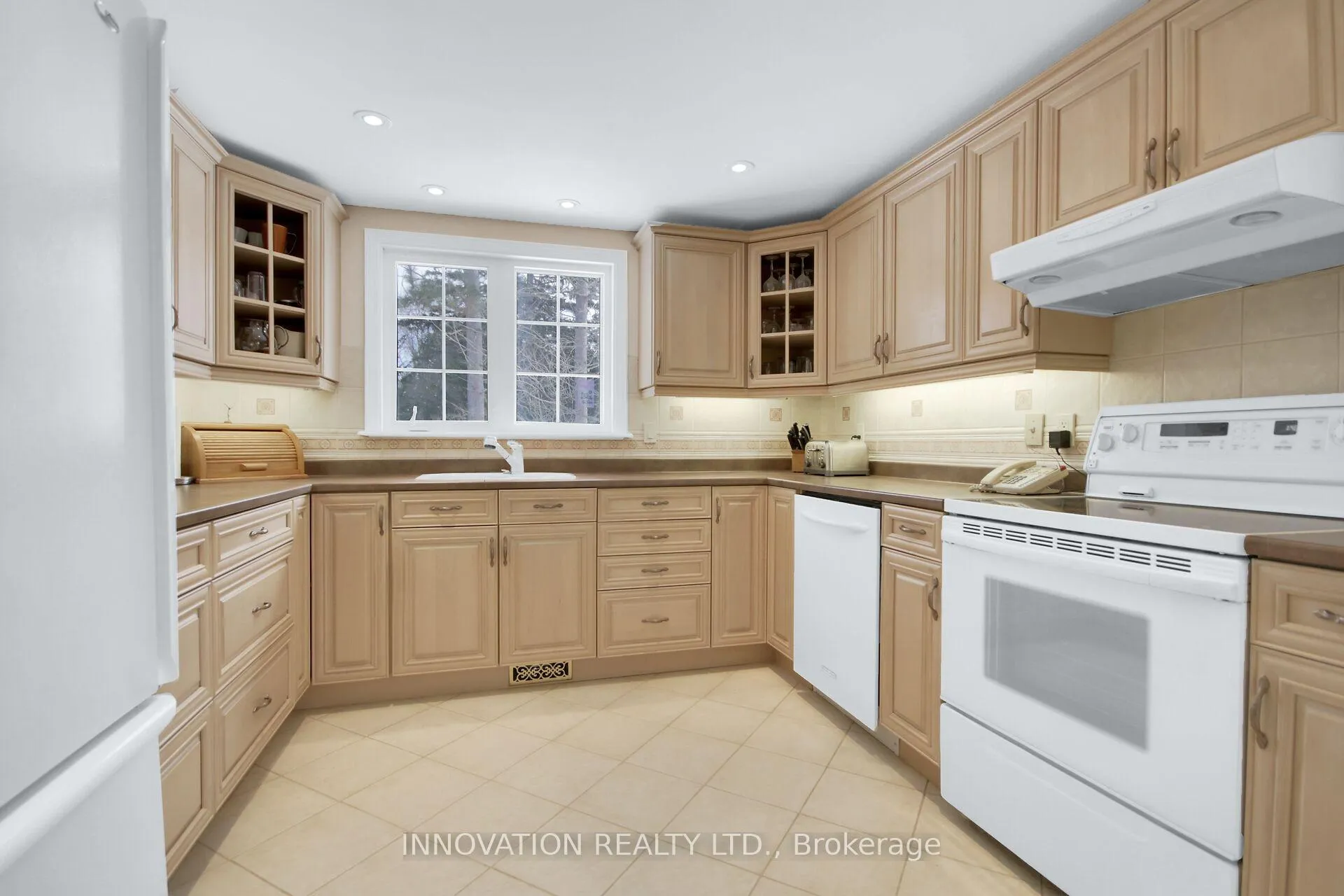 Photo 9 of 3024 Uplands Drive, Ottawa, Hunt Club — HOMEH