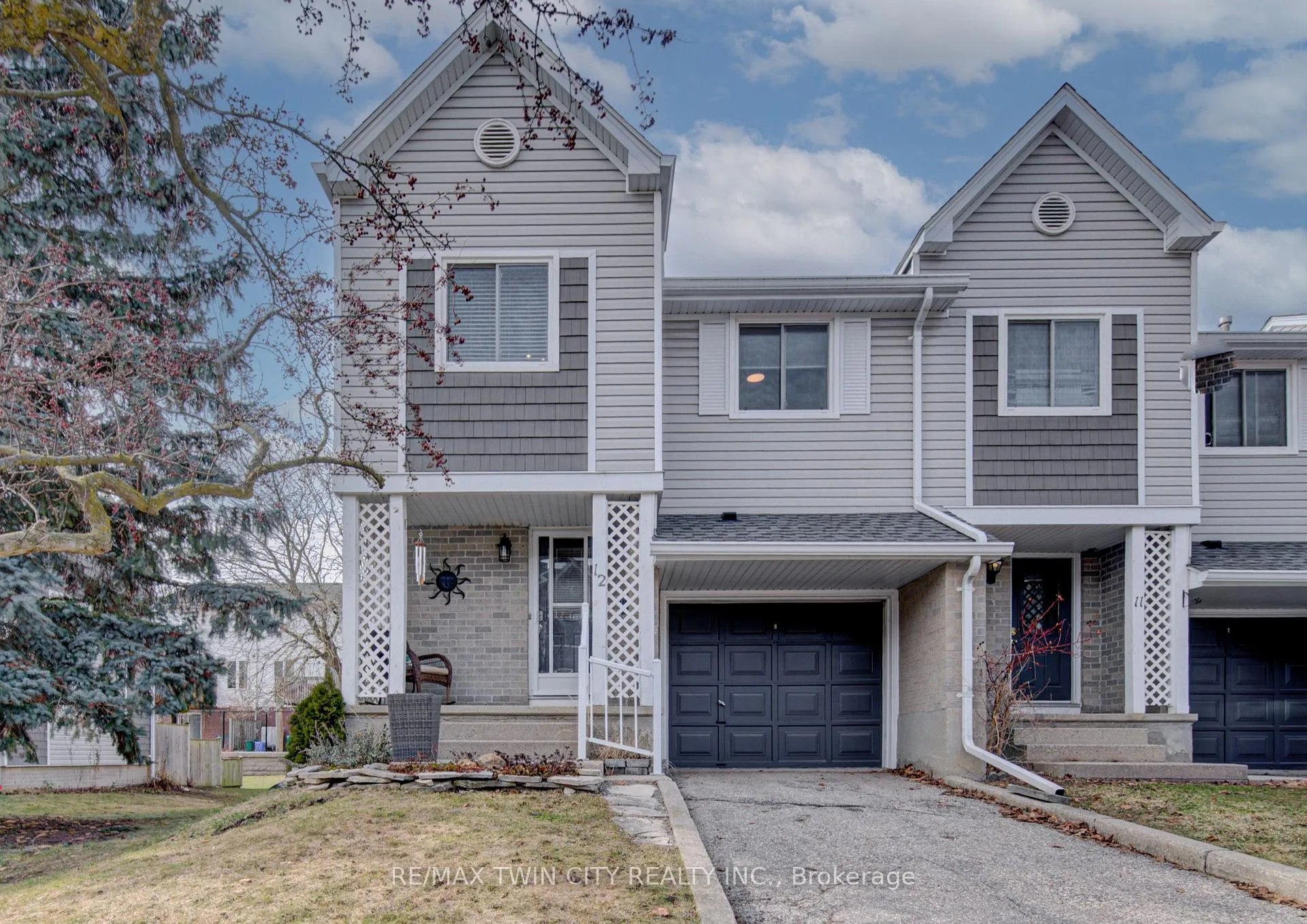 Photo 3 of Unit 12, 54 Green Valley Drive, Kitchener — HOMEH